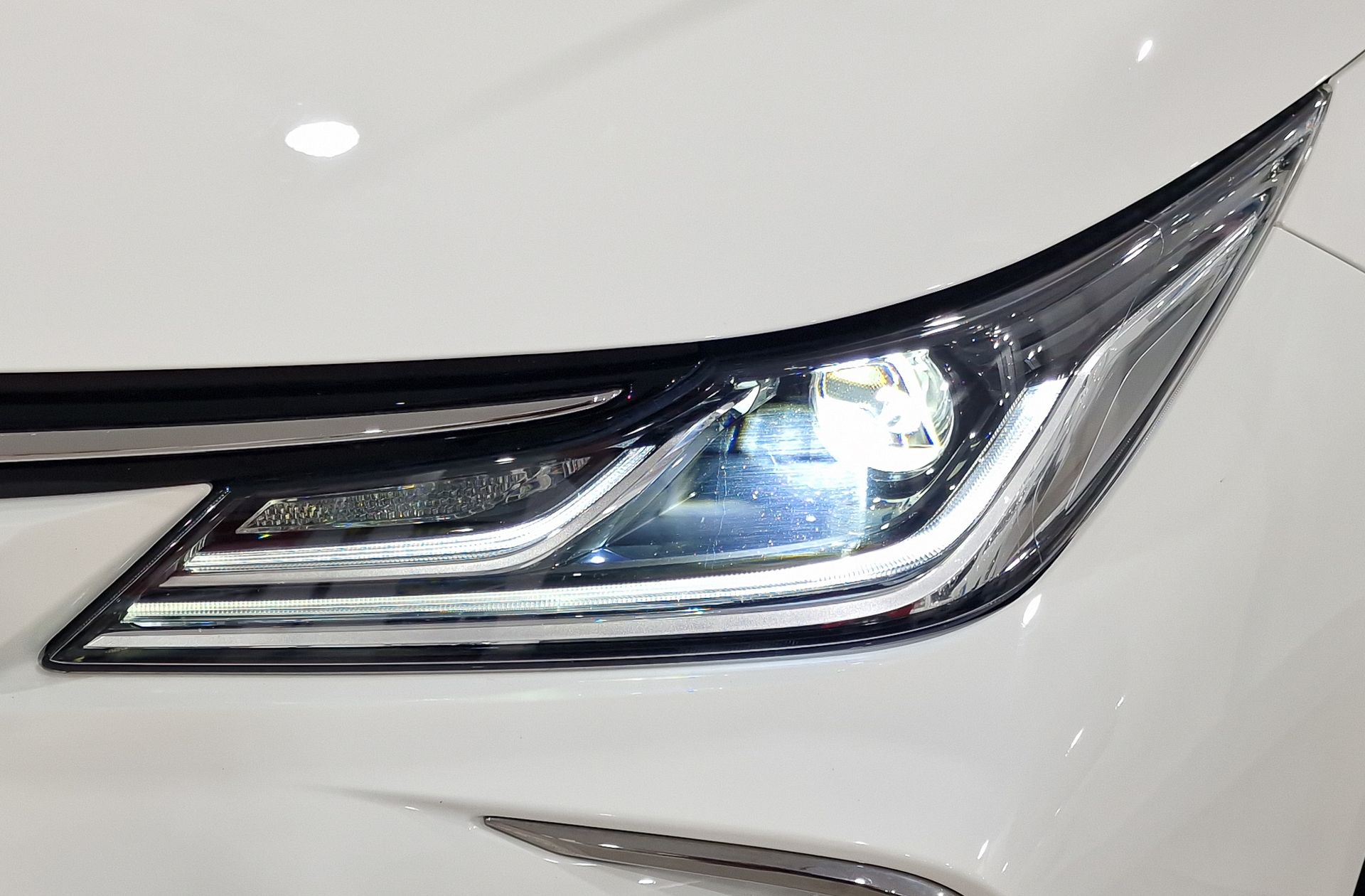 Toyota Corolla 140H Style - foto 15