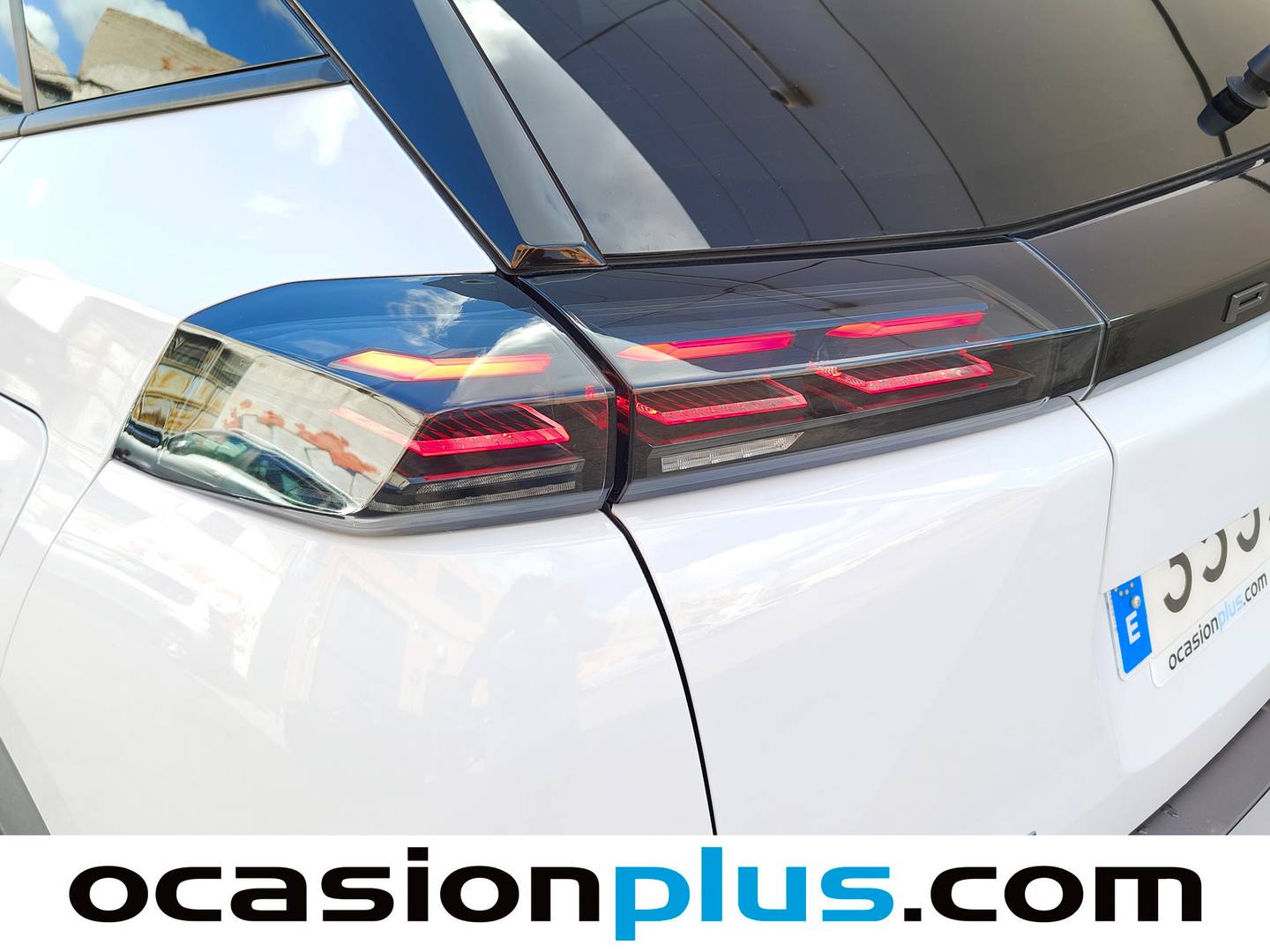 Peugeot 2008 Peugeot 2008 Allure Hybrid eDCS6 (145 CV) 145cv