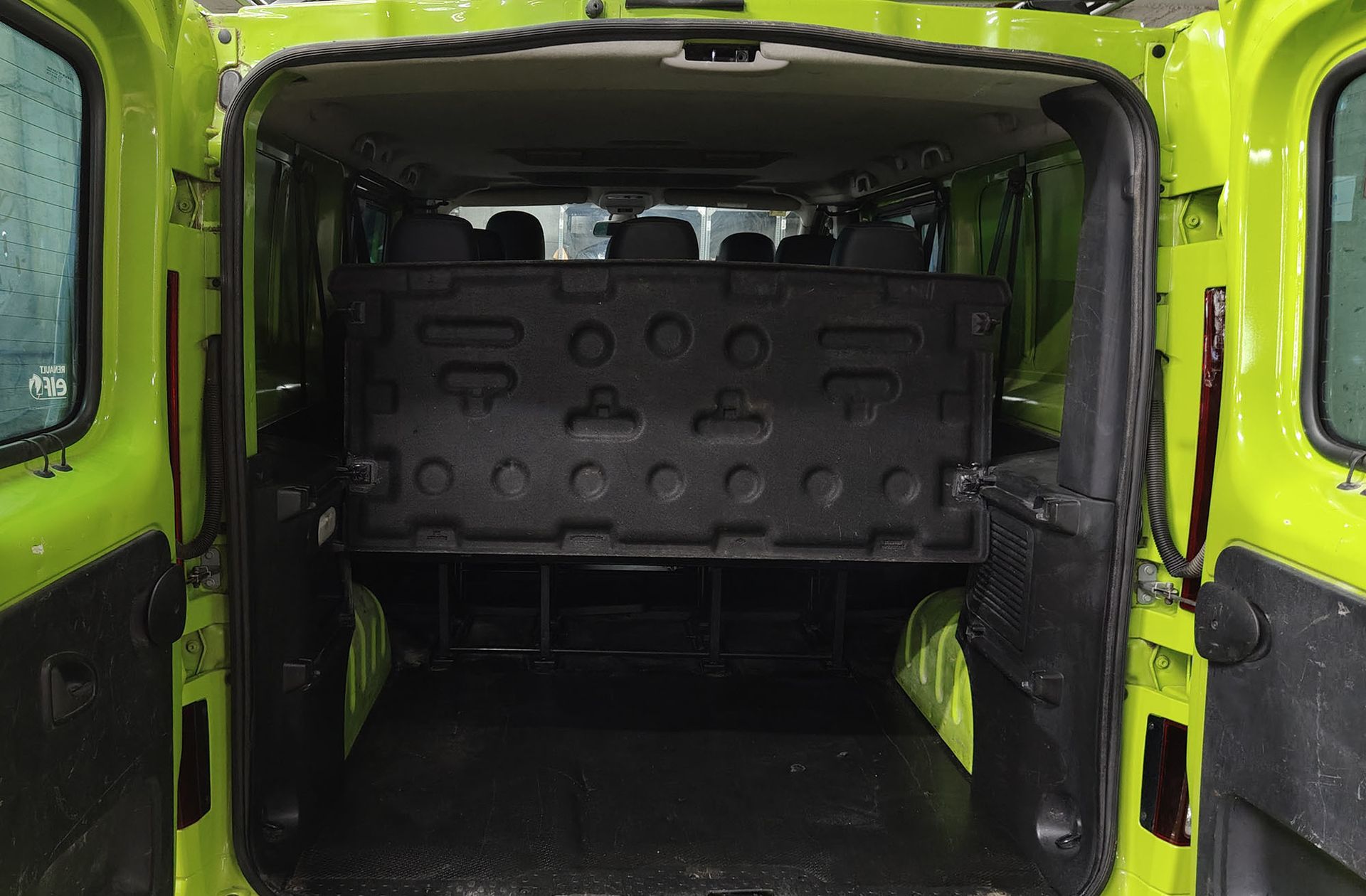 Renault Trafic dCi 125 Passenger Combi TT Largo Energy Ed. 8 plazas - foto 14