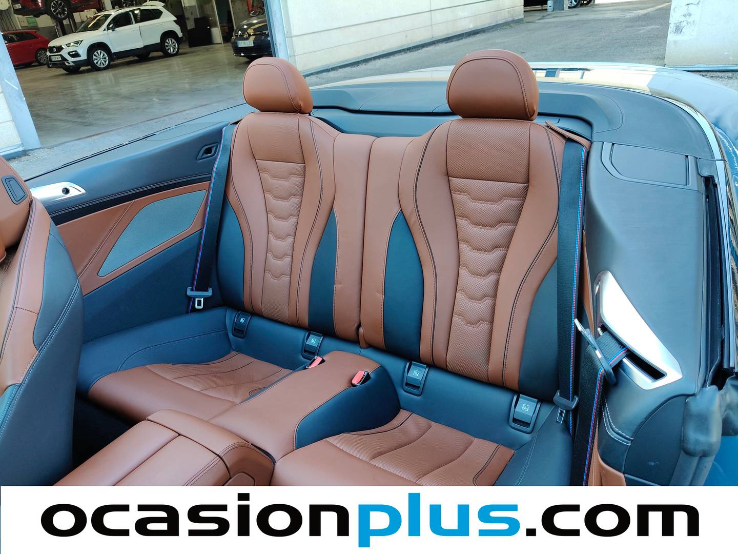 Foto asientos traseros BMW Serie 8 BMW Serie 8 840d xDrive Cabrio (320 CV) Pack M