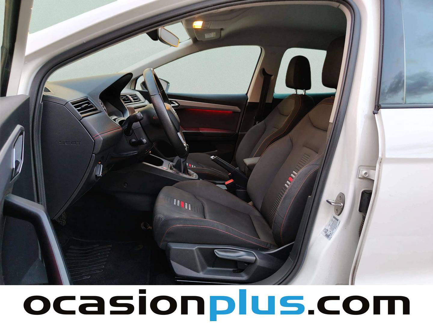 Foto asientos delanteros Seat Ibiza Seat Ibiza 1.0 TGI GNC S&S FR (90 CV)