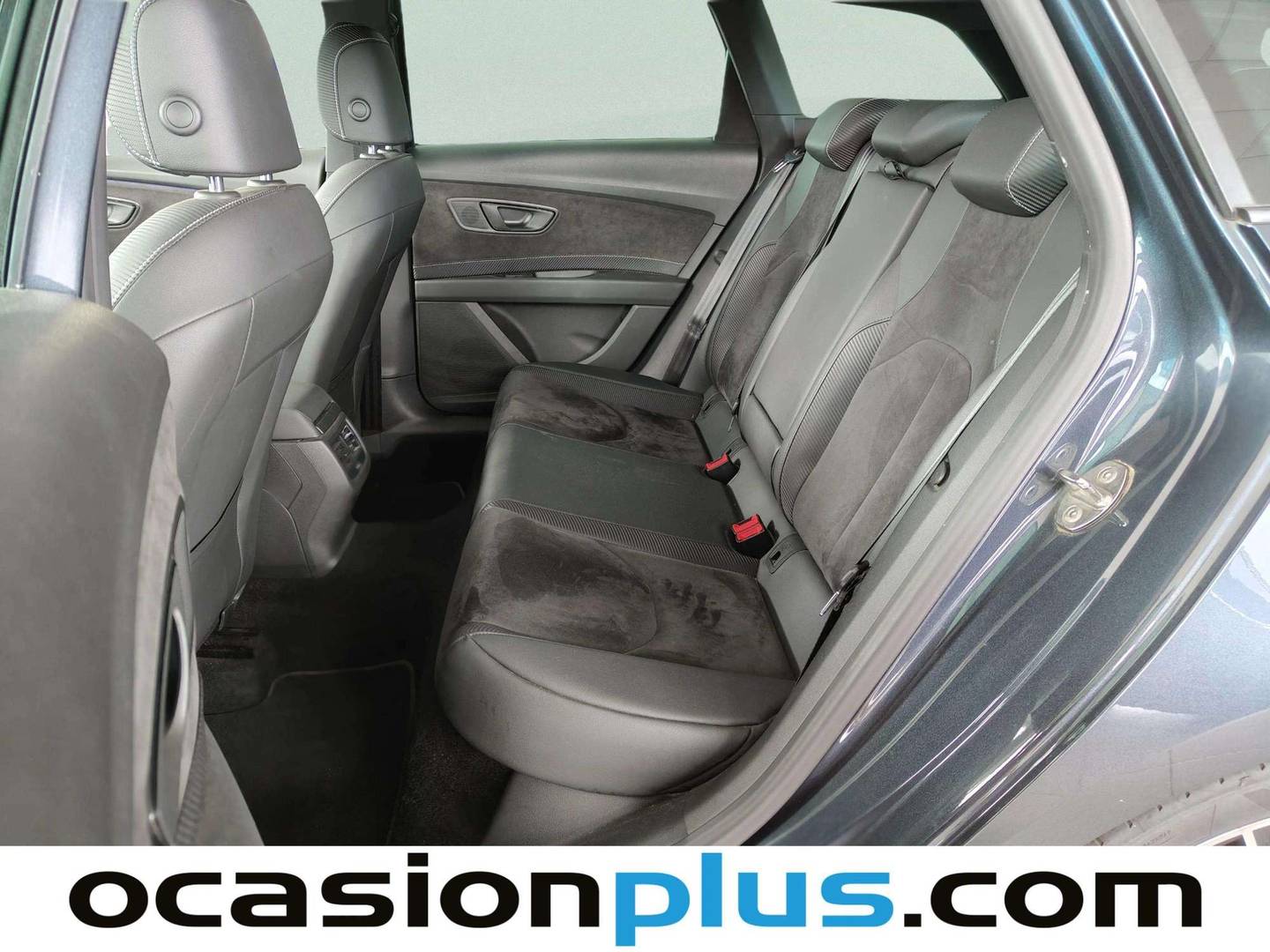 Foto asientos traseros Seat León ST Seat León ST 2.0 TSI S&S Cupra DSG (290 CV)