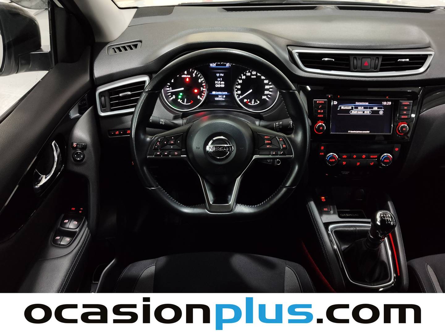 Foto Nissan QASHQAI Nissan Qashqai DIG-T 140 Acenta 4x2 103 kW (140 CV)