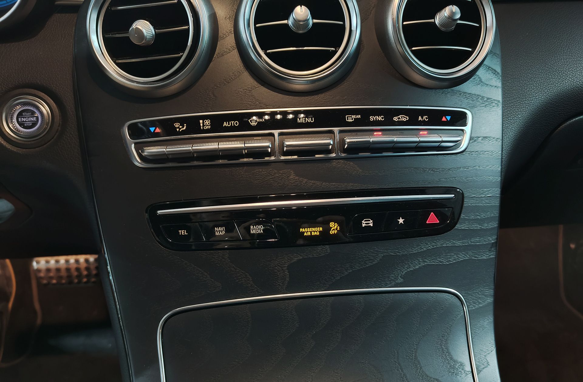 Mercedes-Benz GLC Mercedes GLC 200 d 4Matic Pack AMG - foto 33