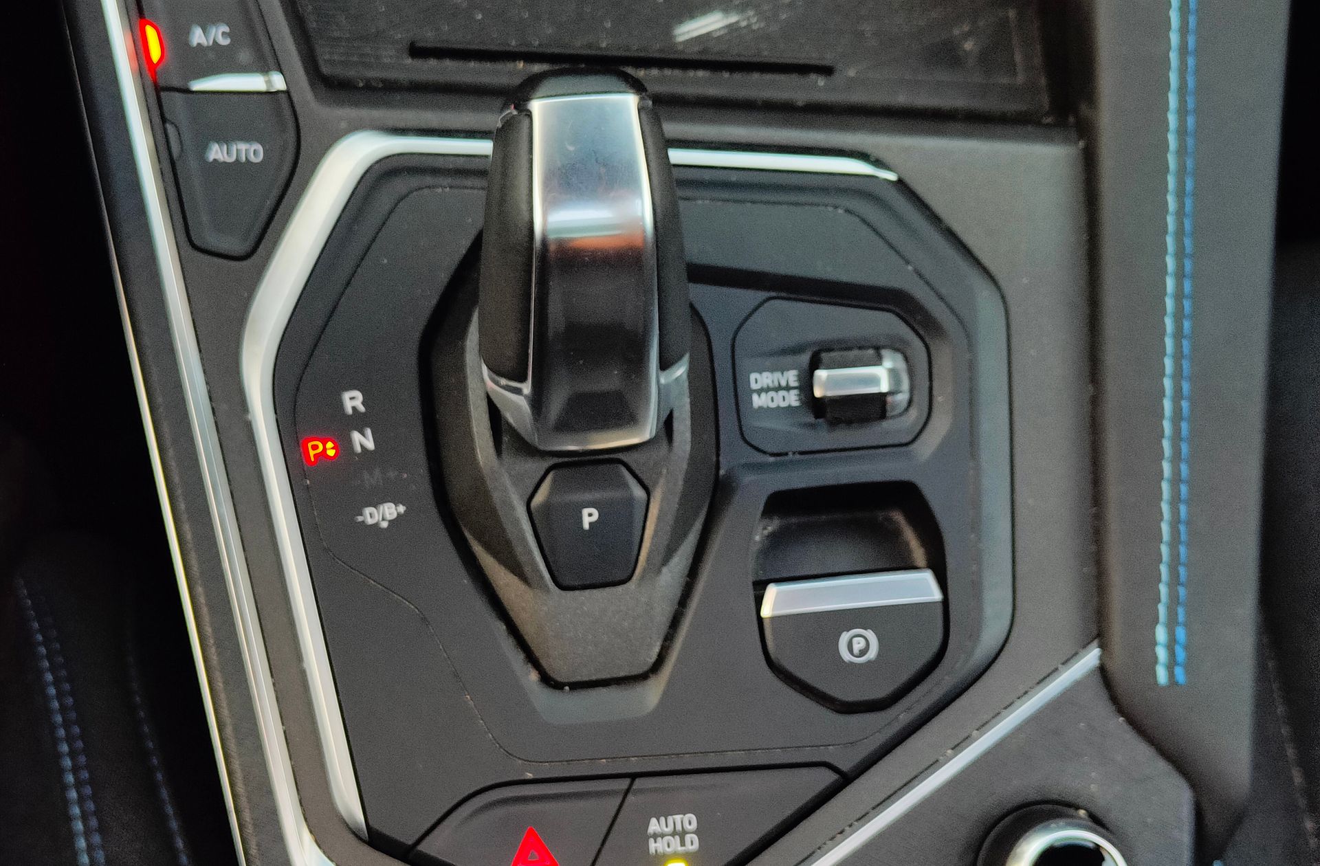 Lynk & Co 01 1.5 PHEV - foto 5