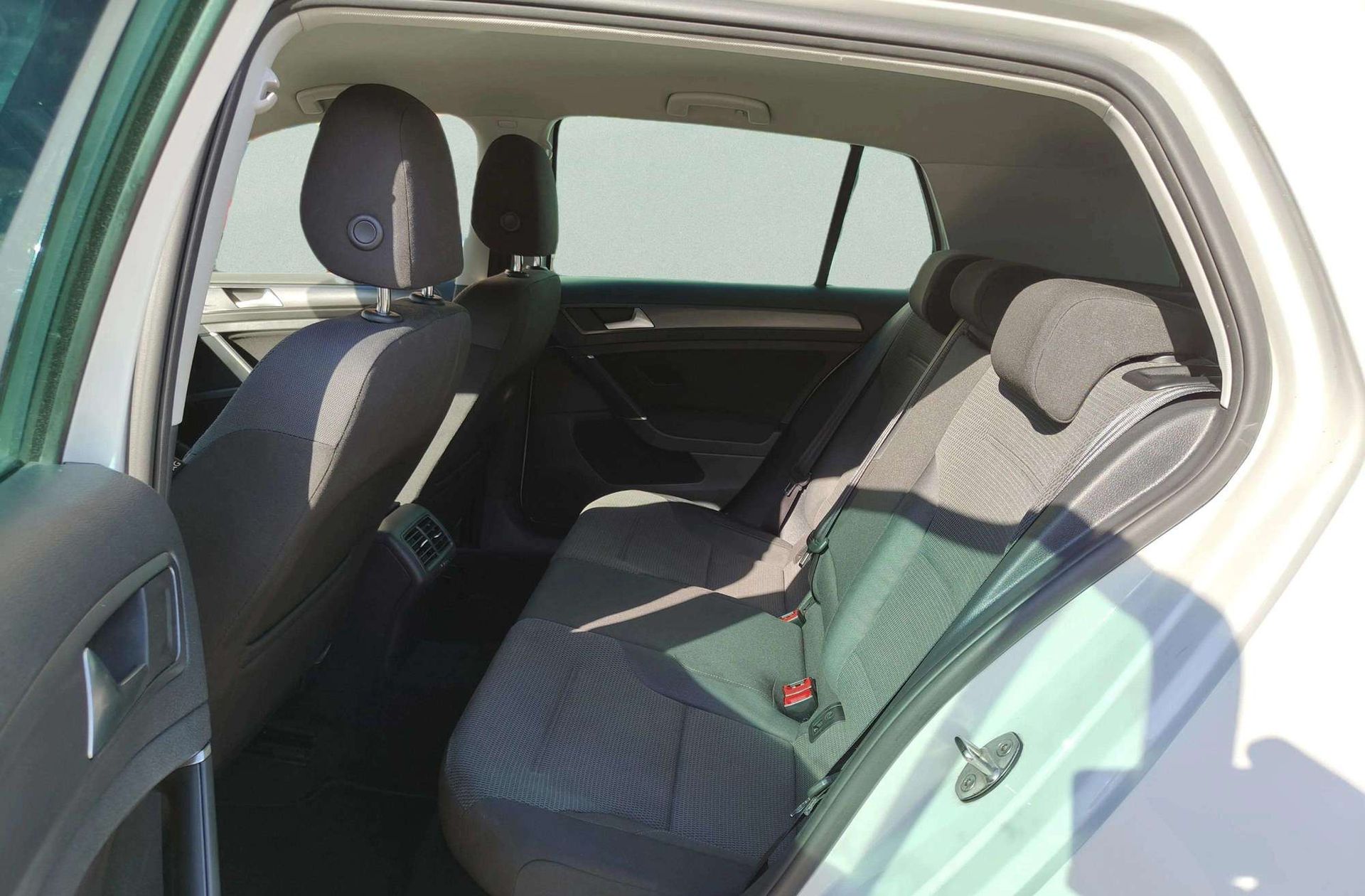 Volkswagen Golf Advance 1.4 TSI - foto 12