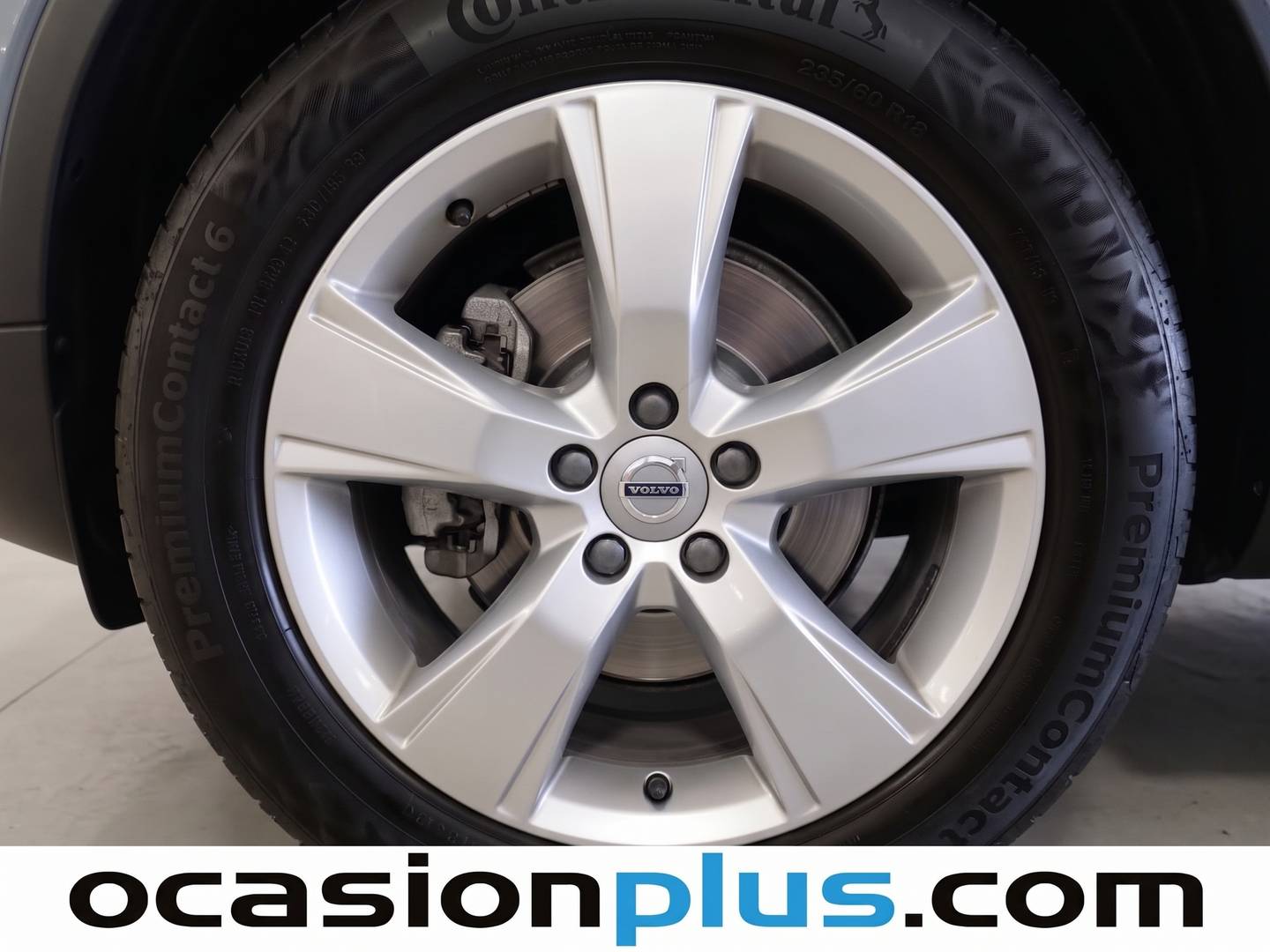 Volvo XC40 Volvo XC40 T2 Momentum Core (129 CV) seminuevo