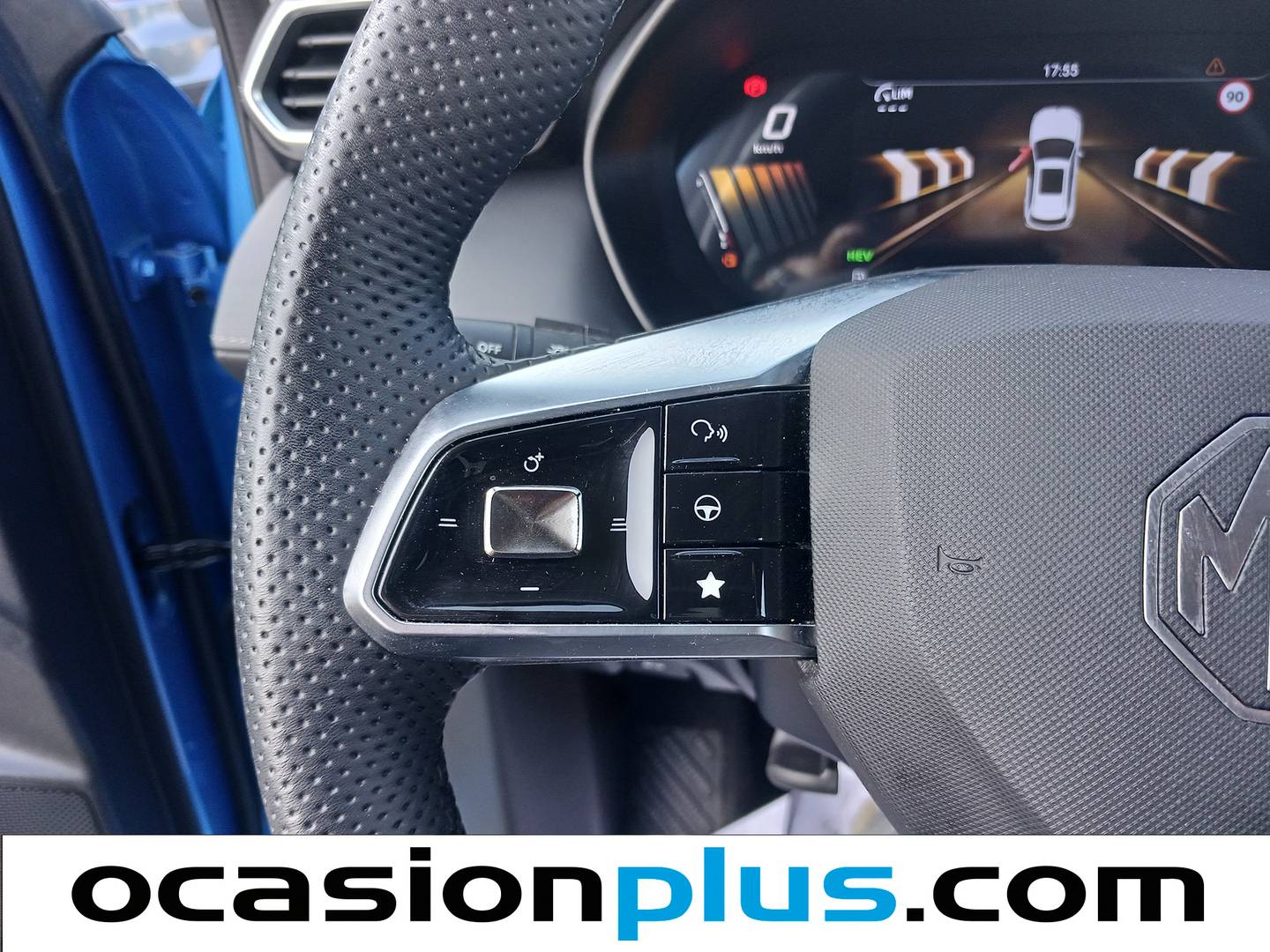 Acabados MG ZS MG ZS 1.5 Hybrid+ Luxury (197 CV)