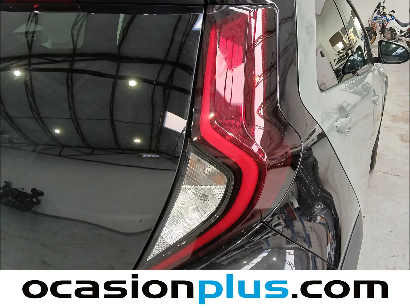 Foto Toyota Aygo X Cross Toyota Aygo X Cross 1.0 VVT-I Like (72 CV)