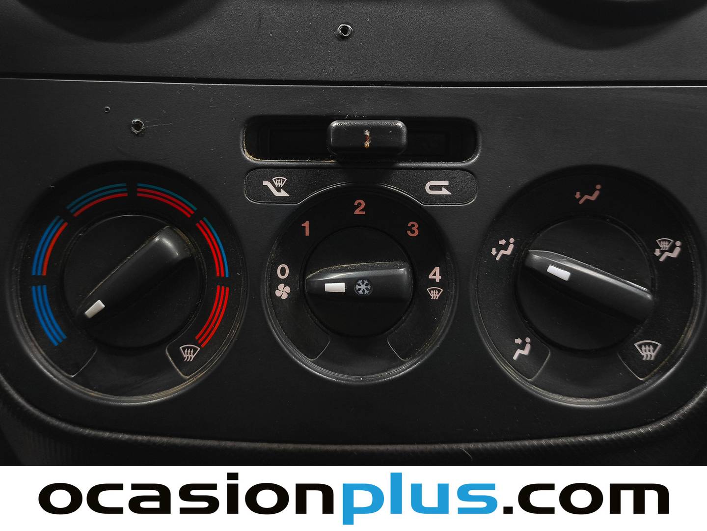 Acabados Fiat Fiorino Fiat Fiorino Cargo Furgon 1.3 Multijet Base (75 CV) 2 Plazas