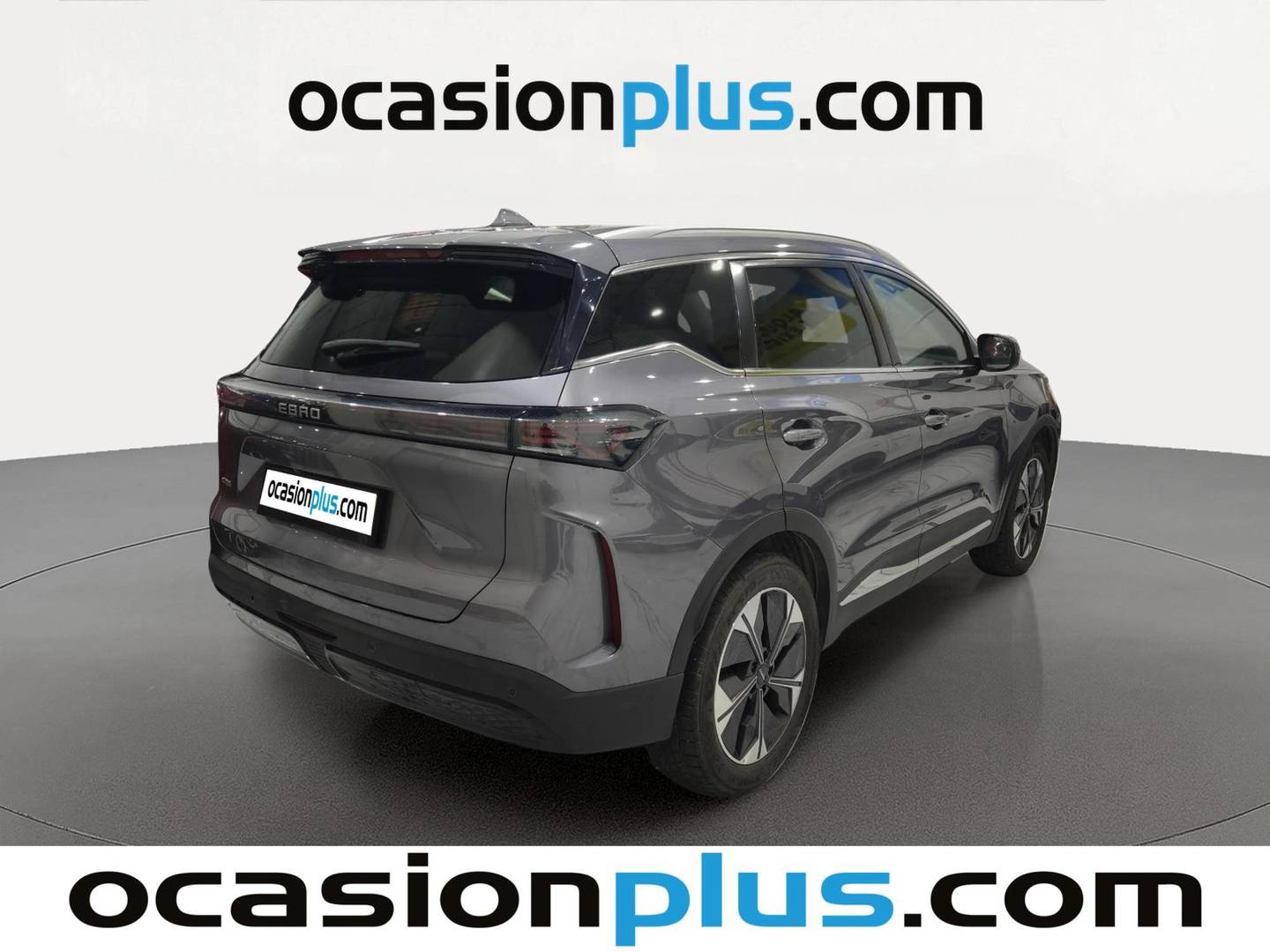 Foto trasera EBRO S700 EBRO S700 1.6 TGDI Luxury 7 DCT (147 CV) derecha