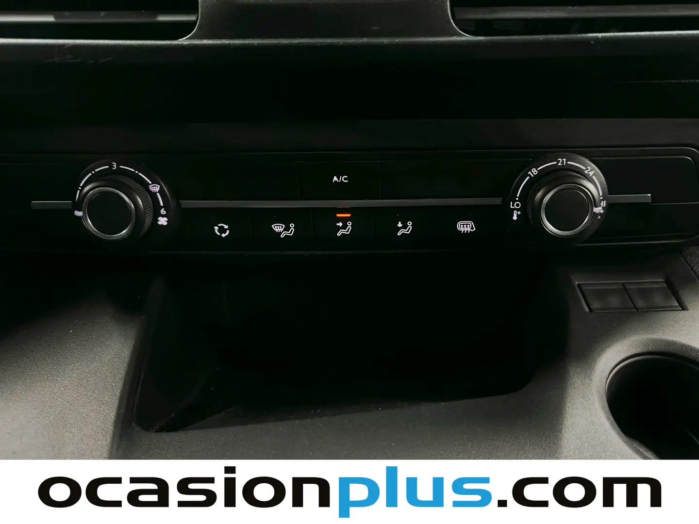 Foto Peugeot Partner Peugeot Partner Furgon BlueHDi 100 S&S Pro Standard 600kg (98 CV)