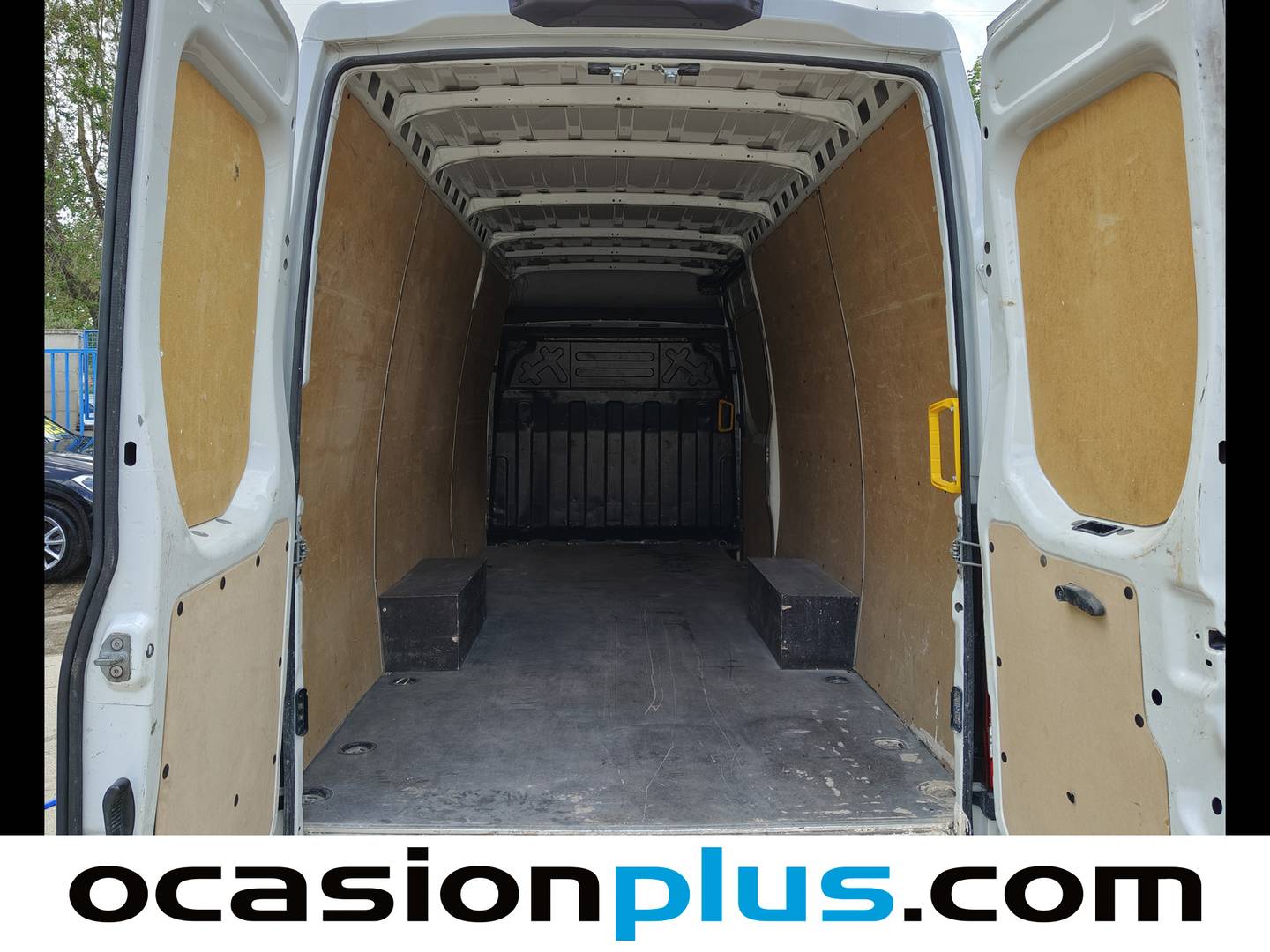 Fotos maletero Iveco Daily Iveco Daily Furgon 35S 16 V 4100/H2 (156 CV)