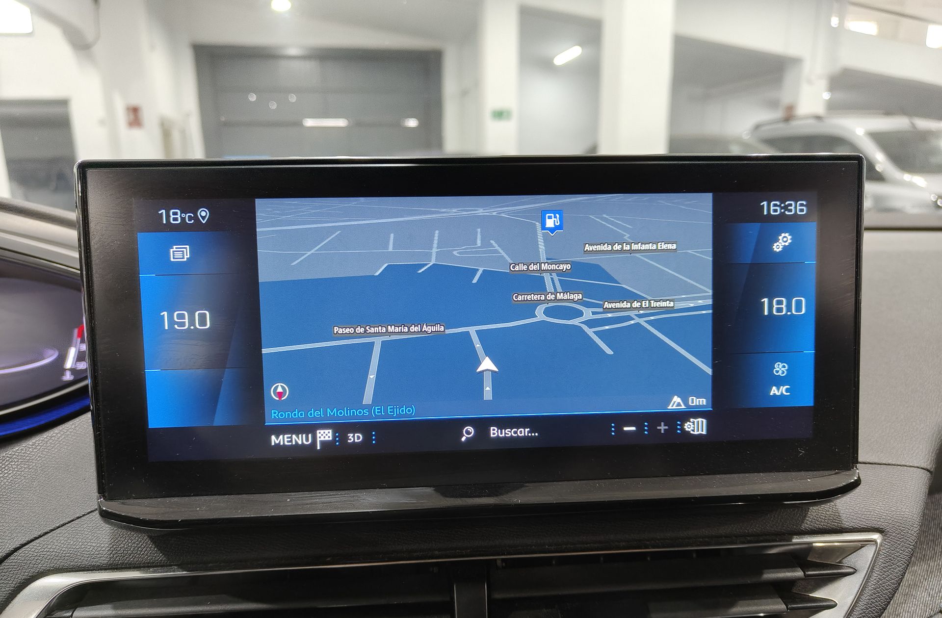 Peugeot 5008 PureTech 130 Allure Pack EAT8 7 plazas - foto 8