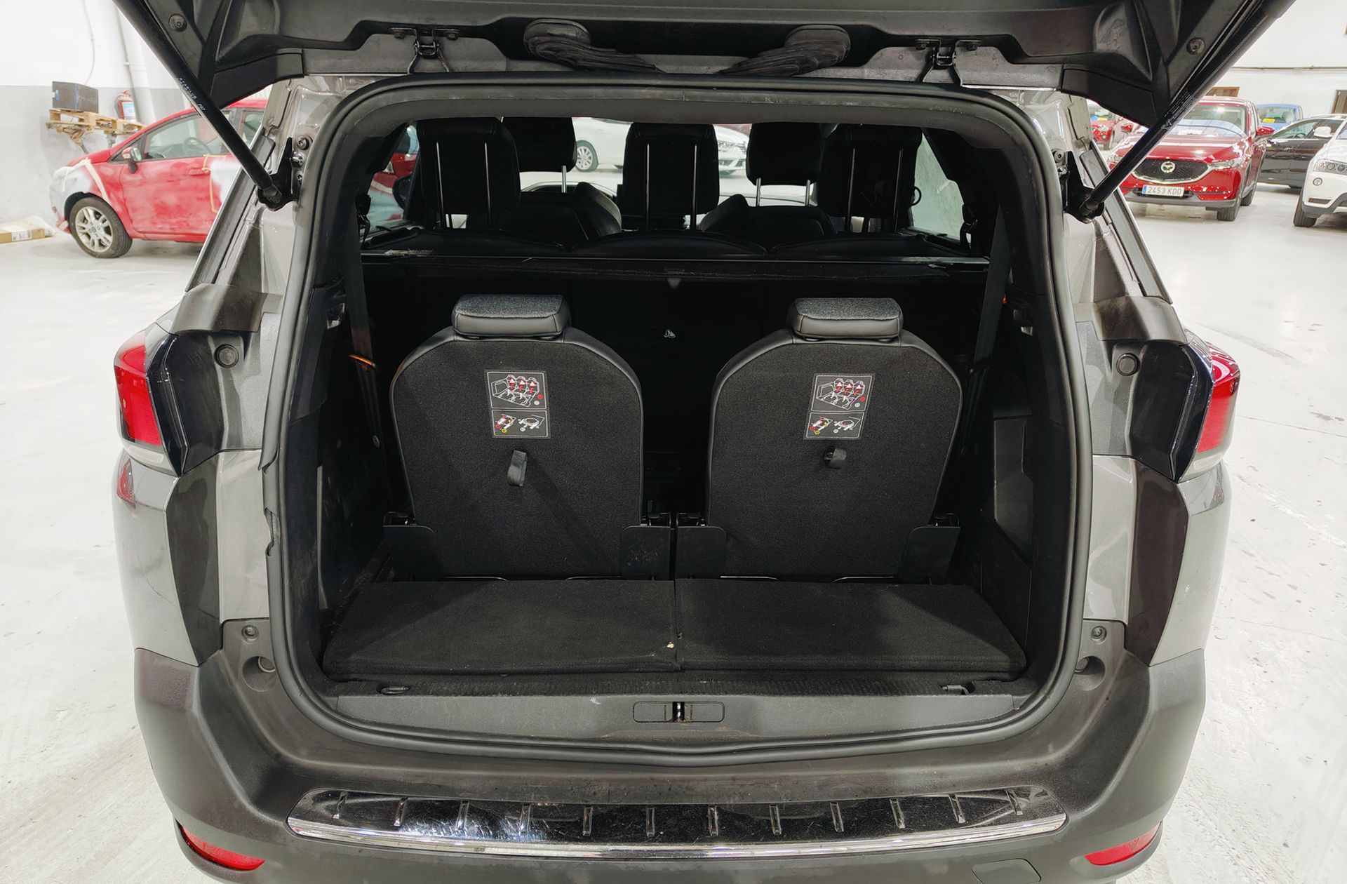 Peugeot 5008 PureTech 130 Allure Pack EAT8 7 plazas - foto 21