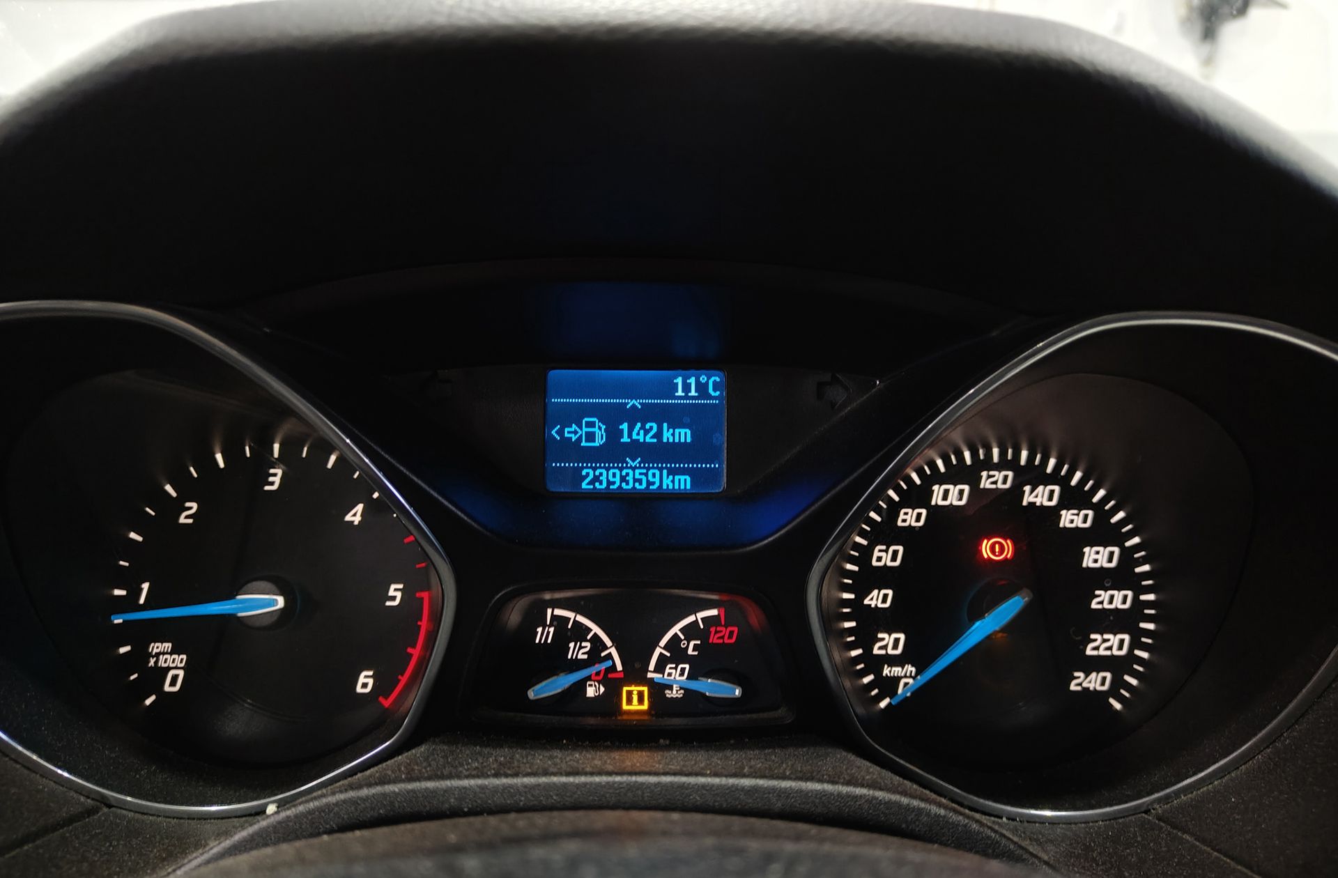 Ford Focus 1.6 TDCi Trend - foto 18