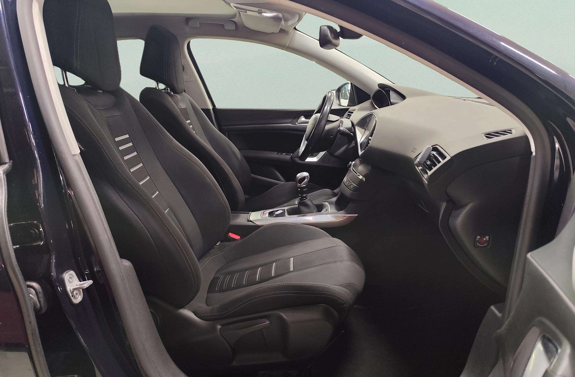 Peugeot 308 Allure 1.6 THP - foto 21