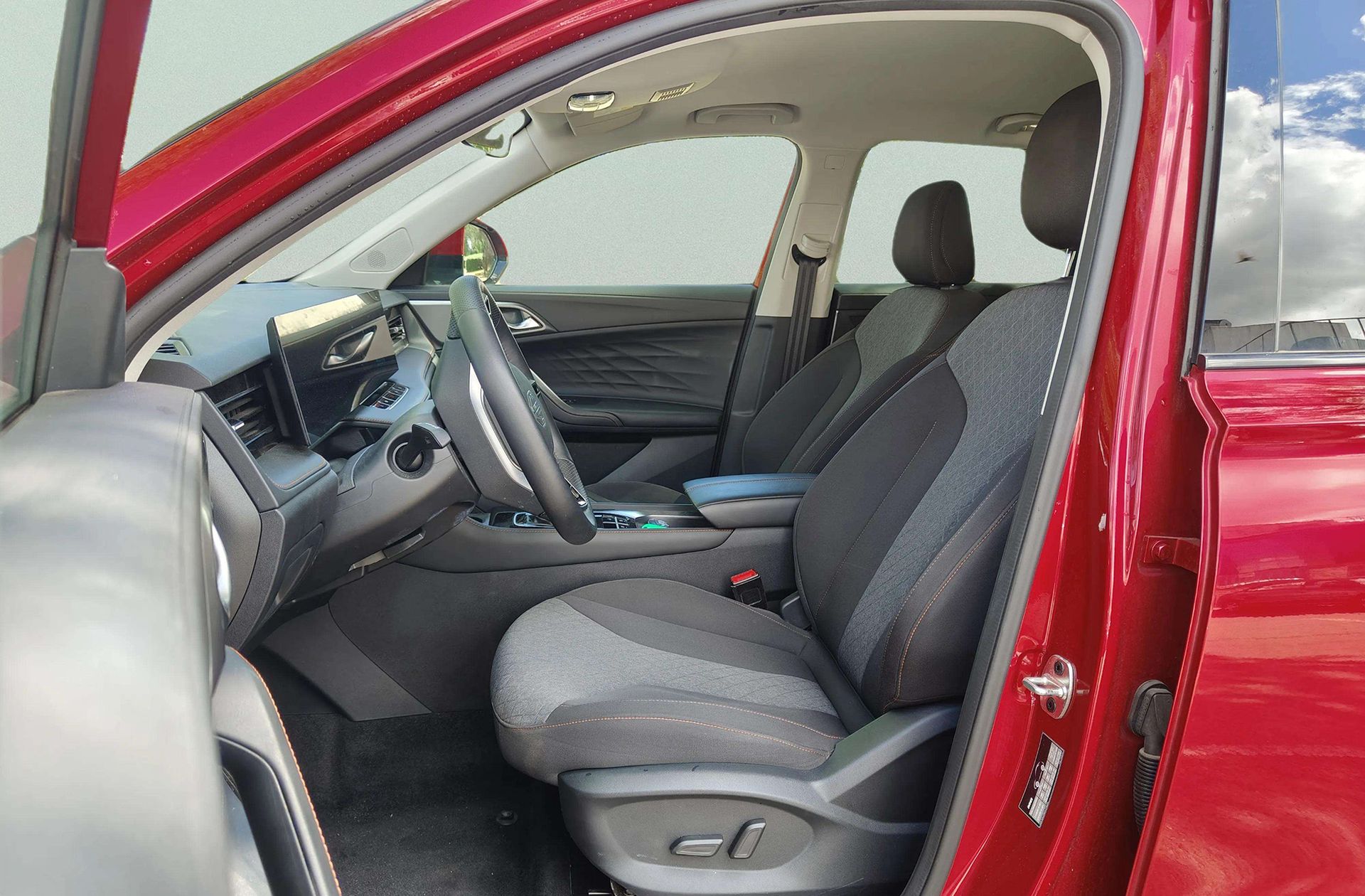 MG HS 1.5T Comfort DCT - foto 11
