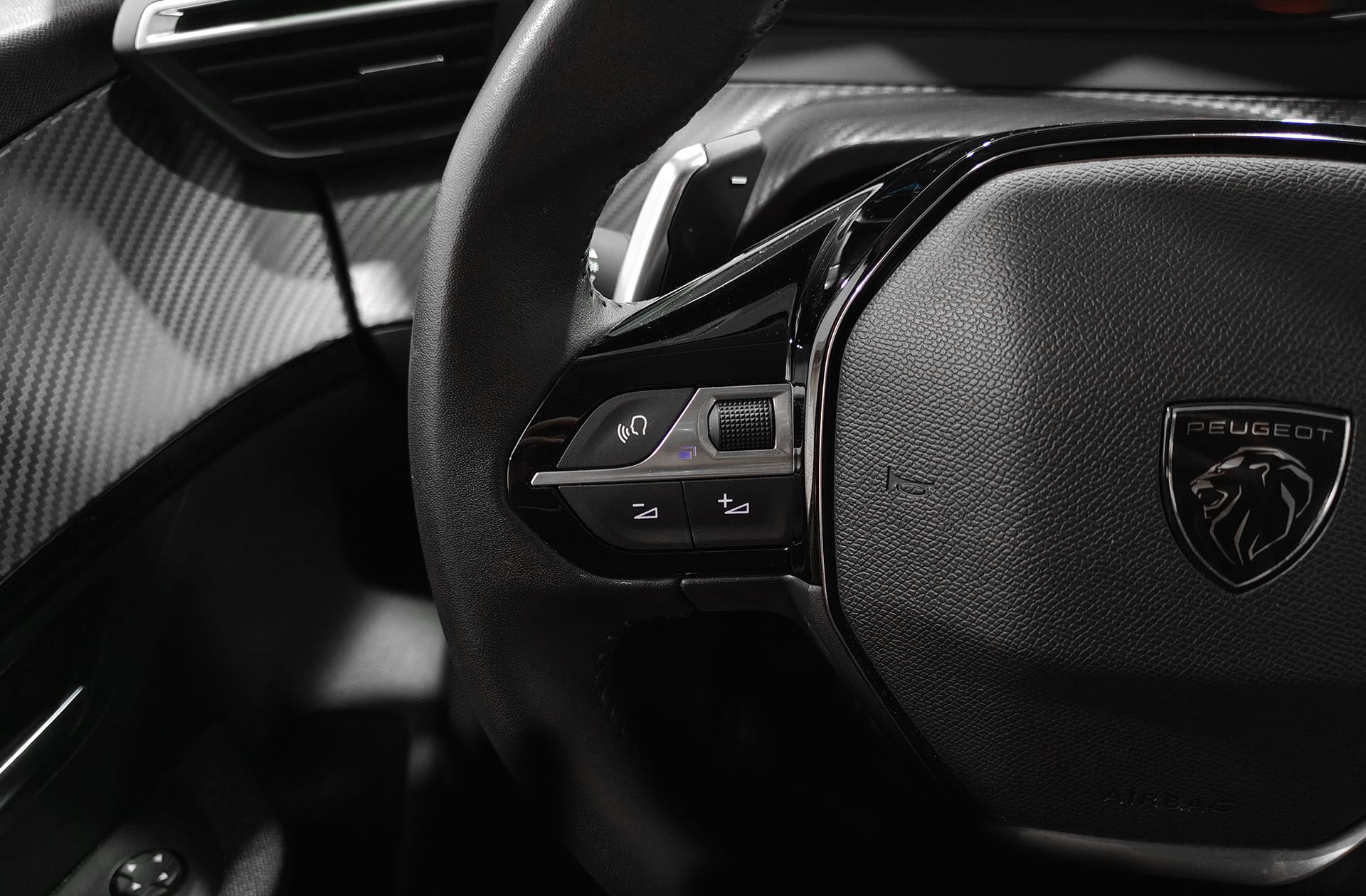 Peugeot 208 Style Hybrid 110 eDCS6 - foto 26