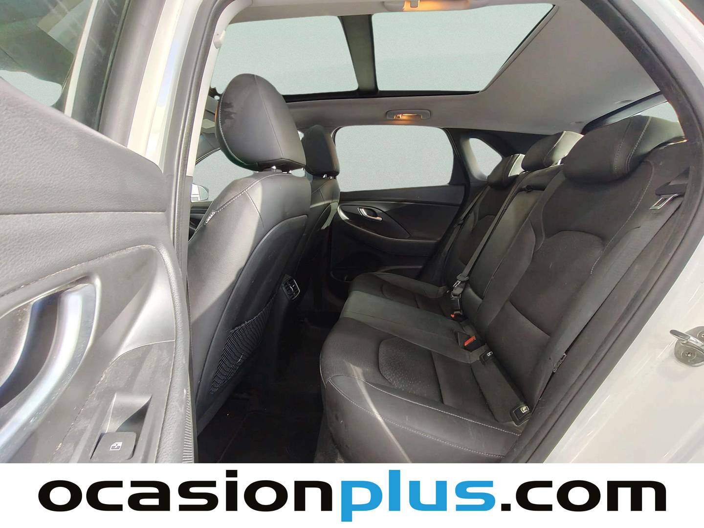 Foto Hyundai i30 Hyundai i30 1.6 CRDI Style Sky (136 CV)