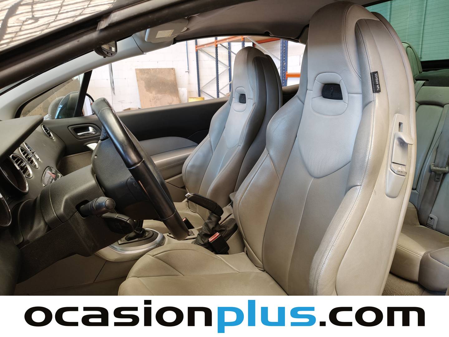 Foto asientos delanteros Peugeot 308 Peugeot 308 CC 1.6 THP Edition Limitada (150 CV)