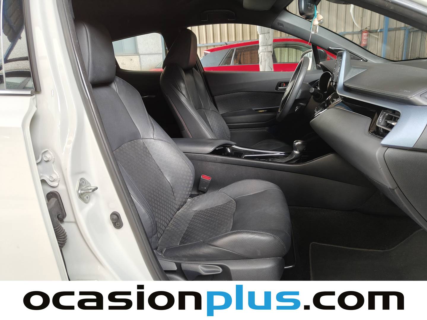Toyota C-HR Toyota C-HR 180H Advance Luxury (184 CV) automático