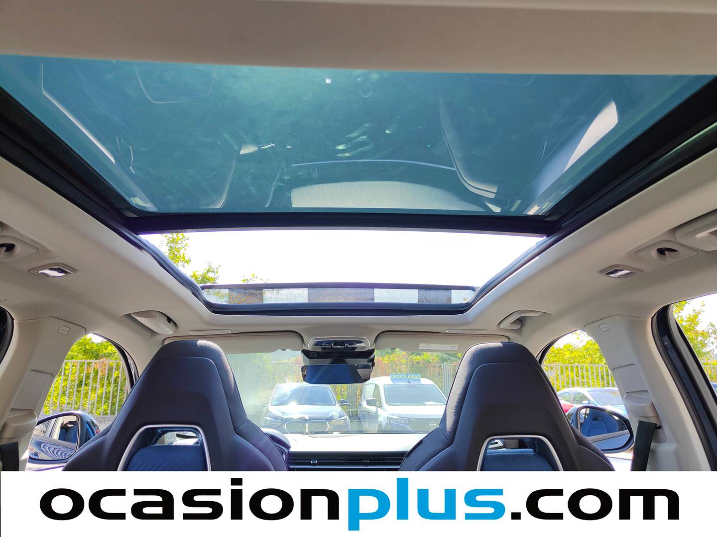 Extras y acabados del Lynk & Co 01 Lynk & Co 01 1.5 PHEV (261 CV)