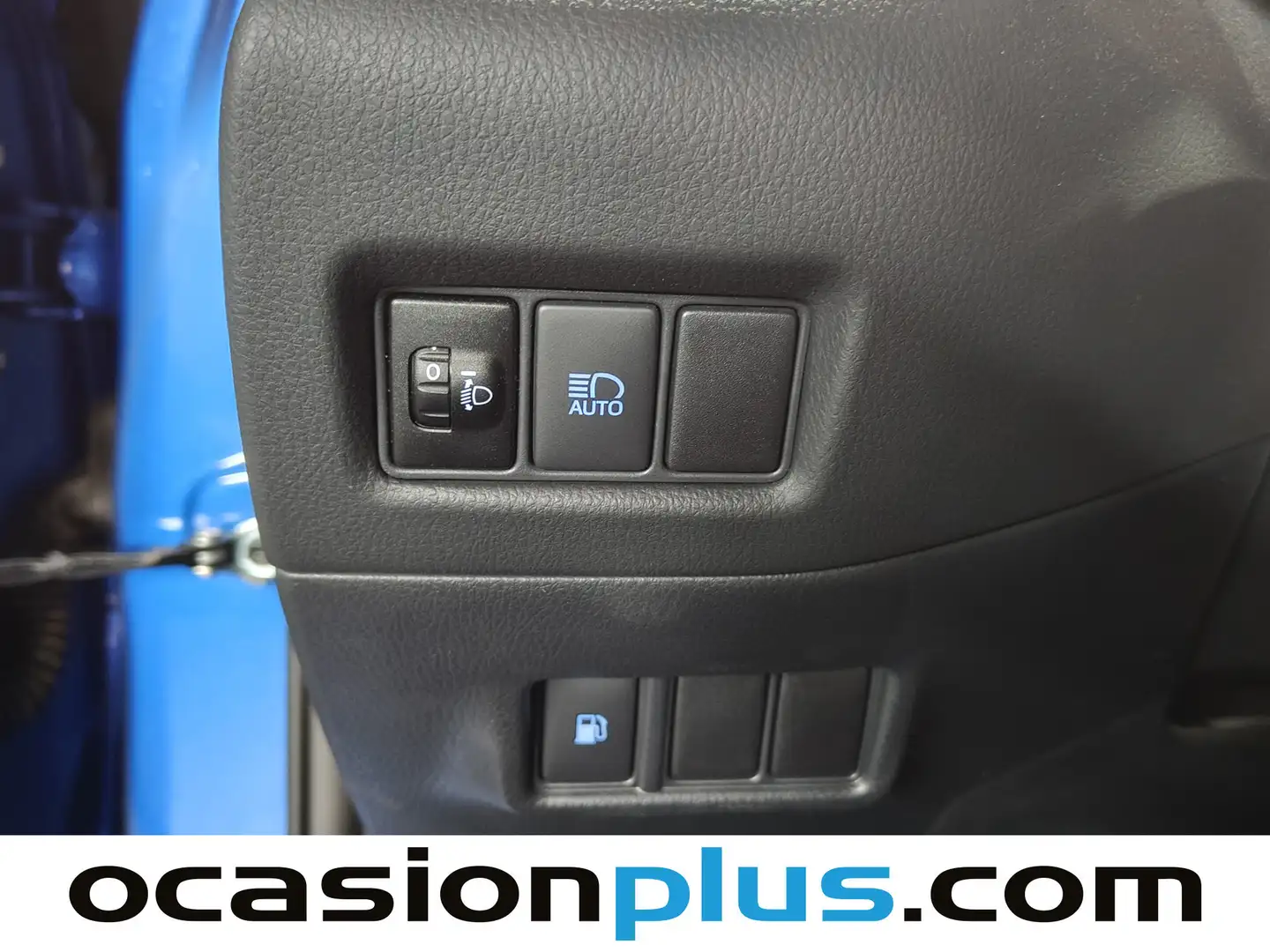 Foto Toyota C-HR Toyota C-HR 1.8 125H Advance (122 CV)