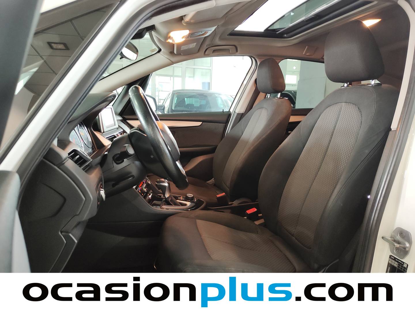 Foto asientos delanteros BMW Serie 2 Active Tourer BMW Serie 2 225xe iPerformance Active Tourer (224 CV)