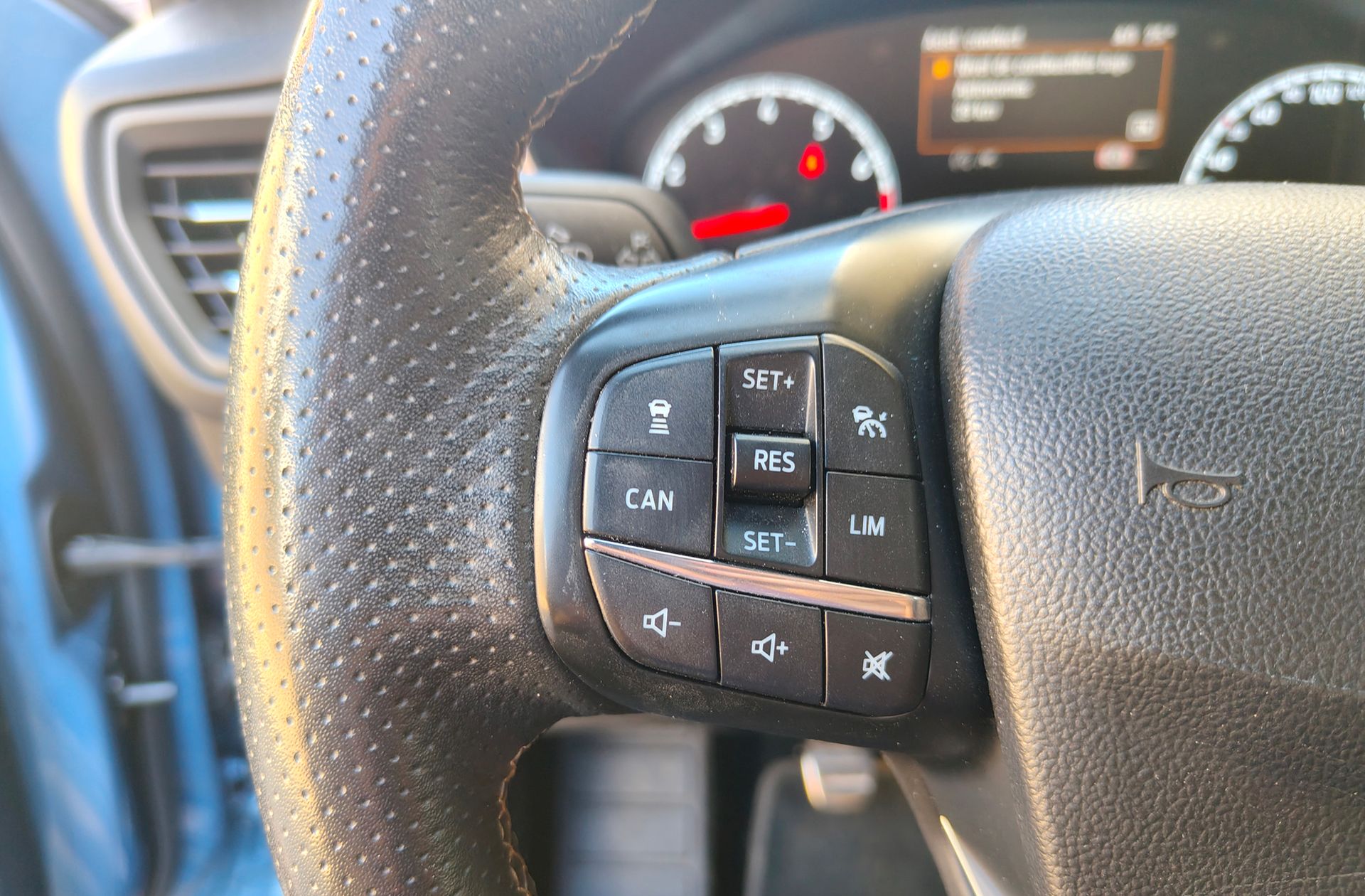 Ford Focus 2.3 EcoBoost ST - foto 25