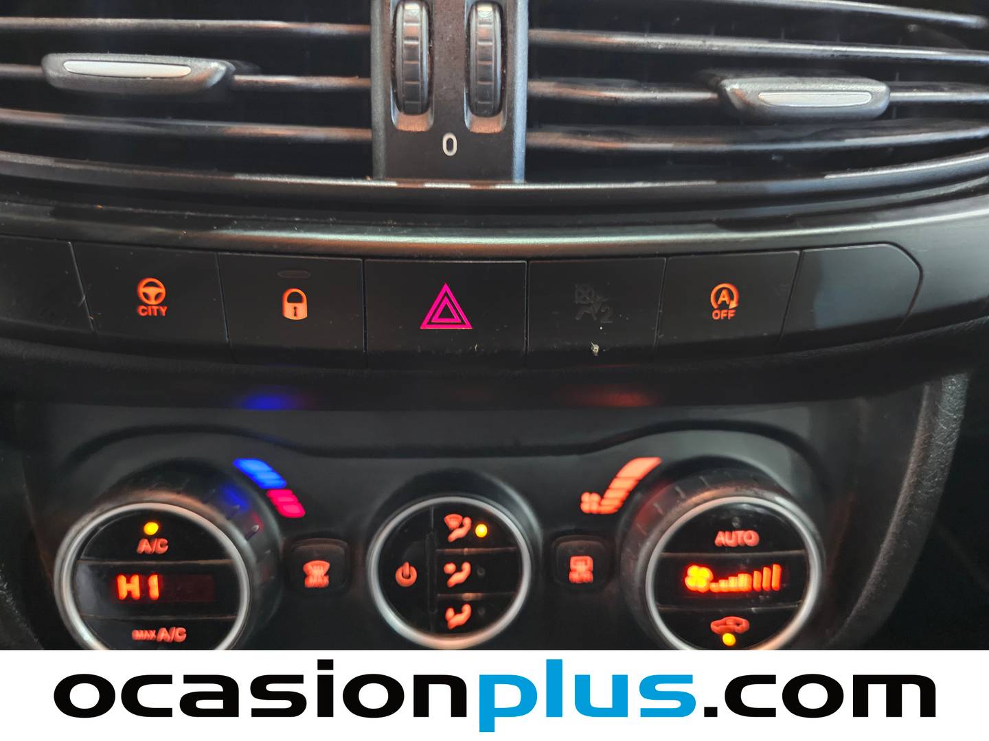 Extras y acabados del Fiat Tipo Fiat Tipo SW 1.6 Multijet Lounge II (120 CV)