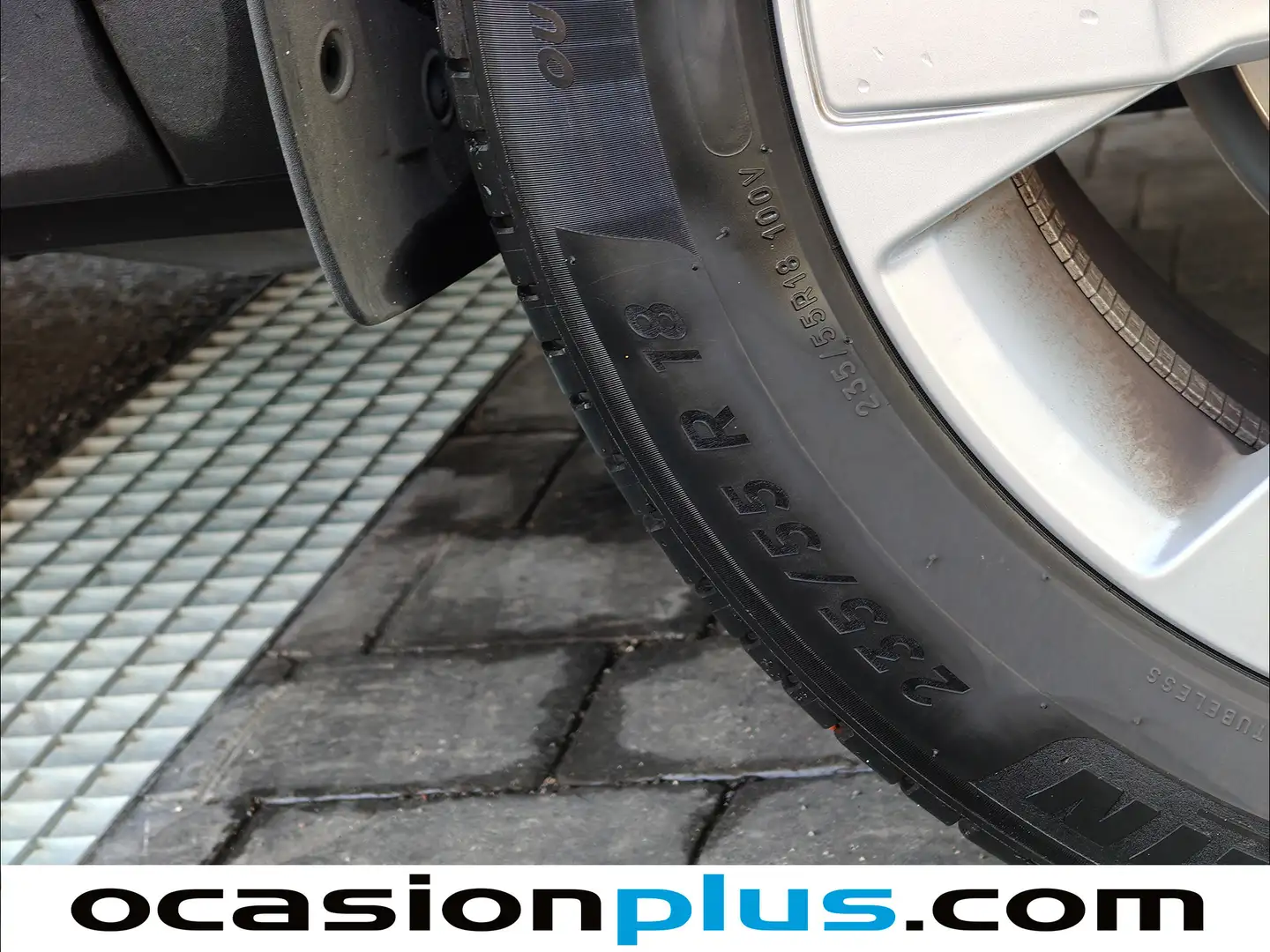 Foto Volvo XC40 Volvo XC40 T3 Business Plus Auto (163 CV)