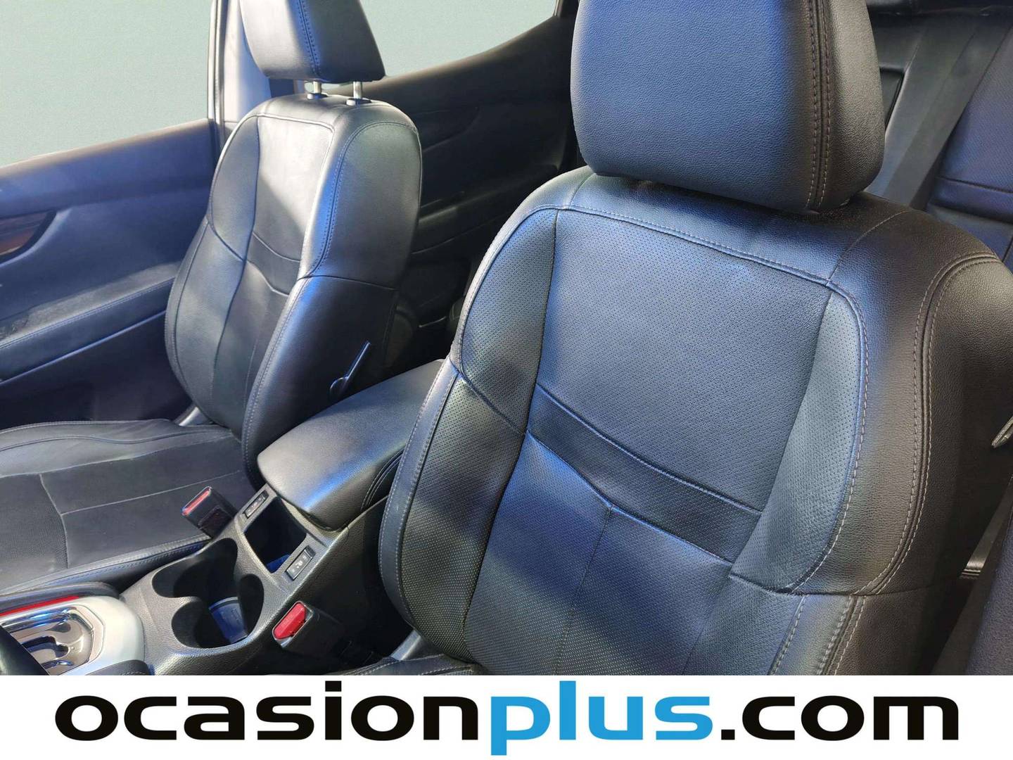 Equipamiento del Nissan QASHQAI Nissan Qashqai 1.6 dCi S&S Tekna Premium 4x2 XTronic (130 CV)