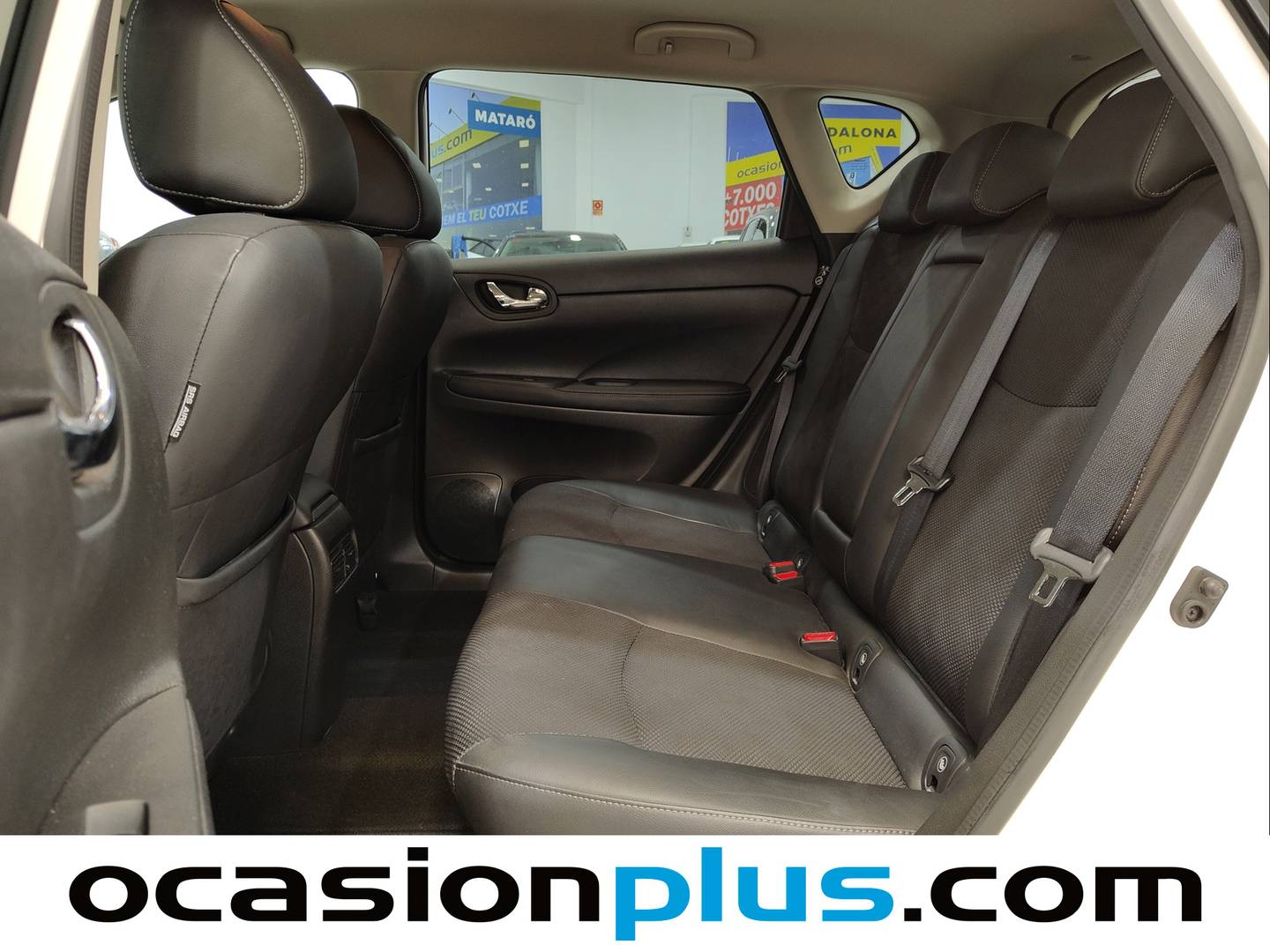 Foto asientos traseros Nissan PULSAR Nissan Pulsar dCi 110 N-Connecta (110 CV)