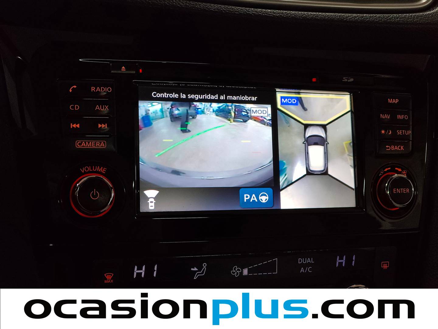 Foto Nissan QASHQAI Nissan Qashqai DIG-T 115 Tekna 4x2 Xtronic (115 CV)