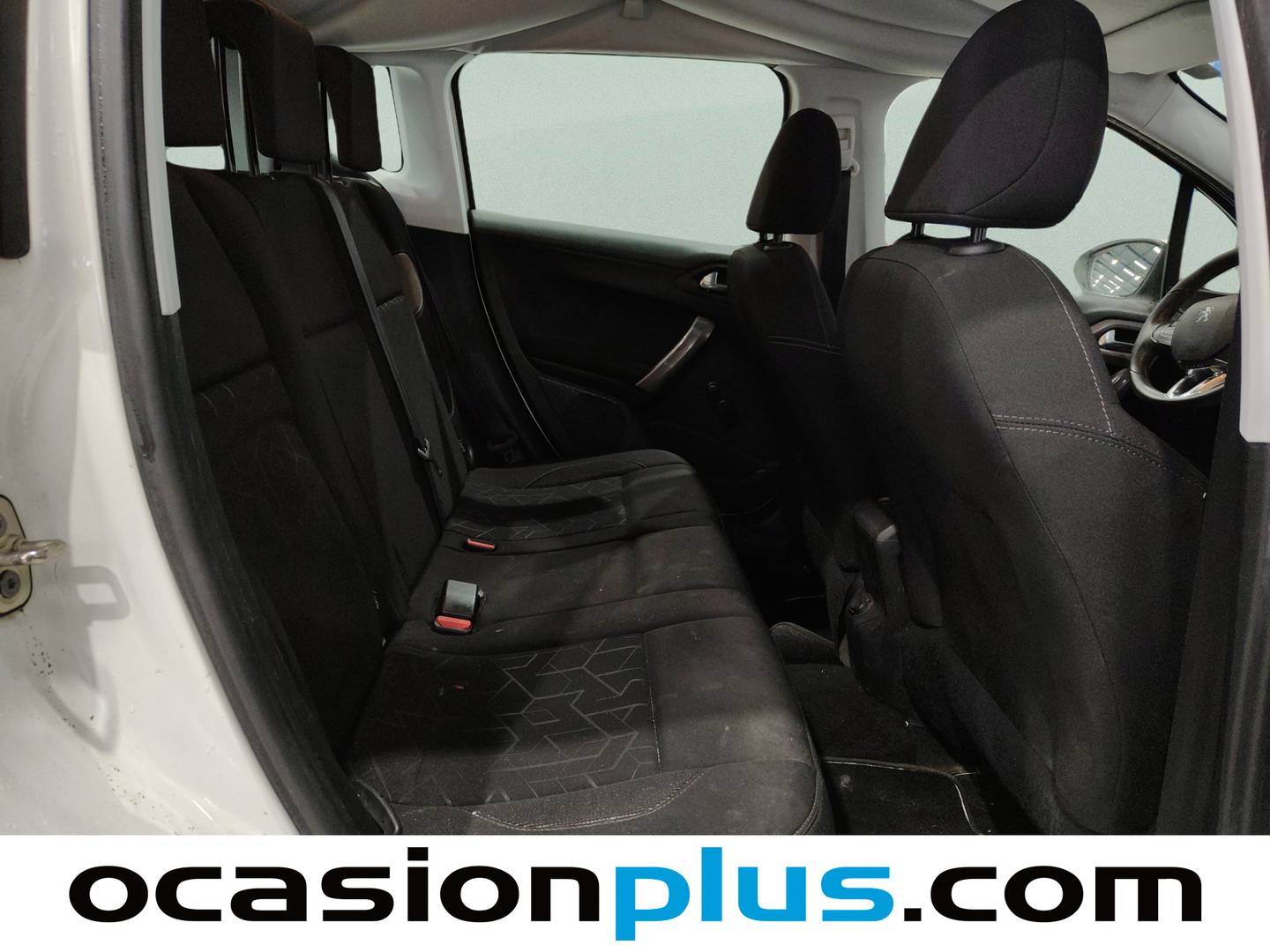 Foto Peugeot 2008 Peugeot 2008 VTI 82 Active (82 CV)