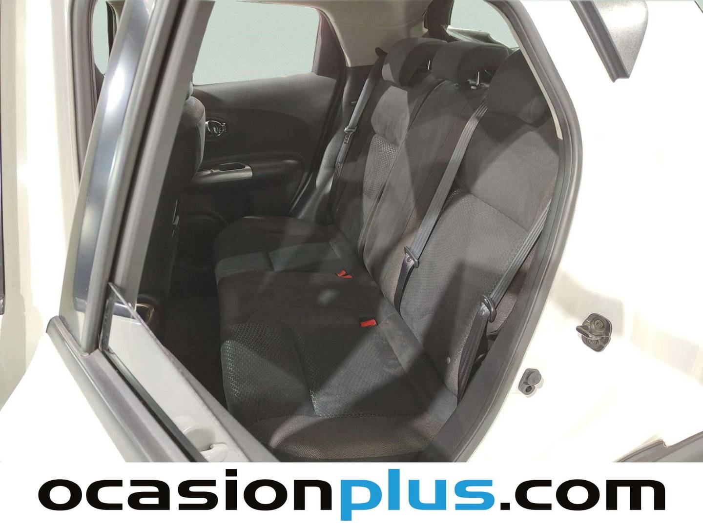 Foto Nissan JUKE Nissan Juke 1.6 Acenta Connect 4X2 (117 CV)