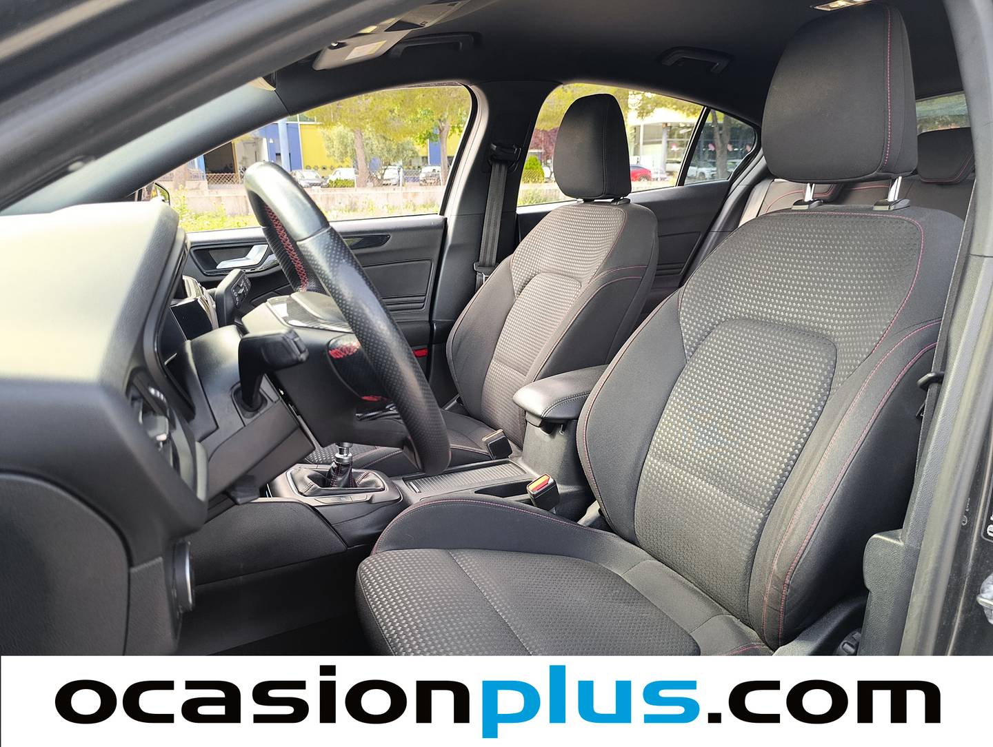 Foto asientos delanteros Ford Focus Ford Focus 1.5 Ecoblue ST-Line (120 CV)