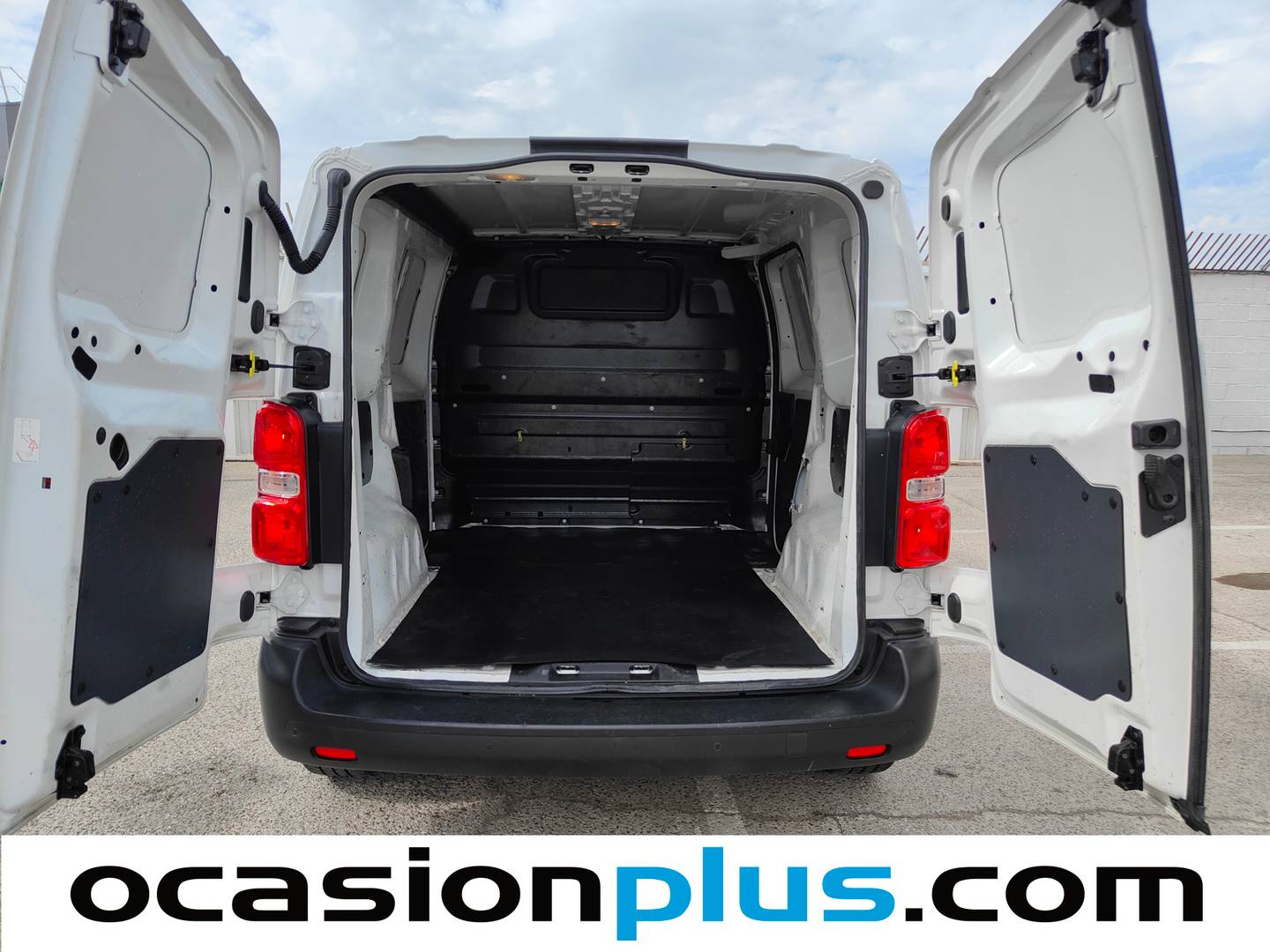 Foto asientos traseros Fiat Scudo Fiat Scudo Furgon 1.5 BlueHDI L1 Business (120 CV)