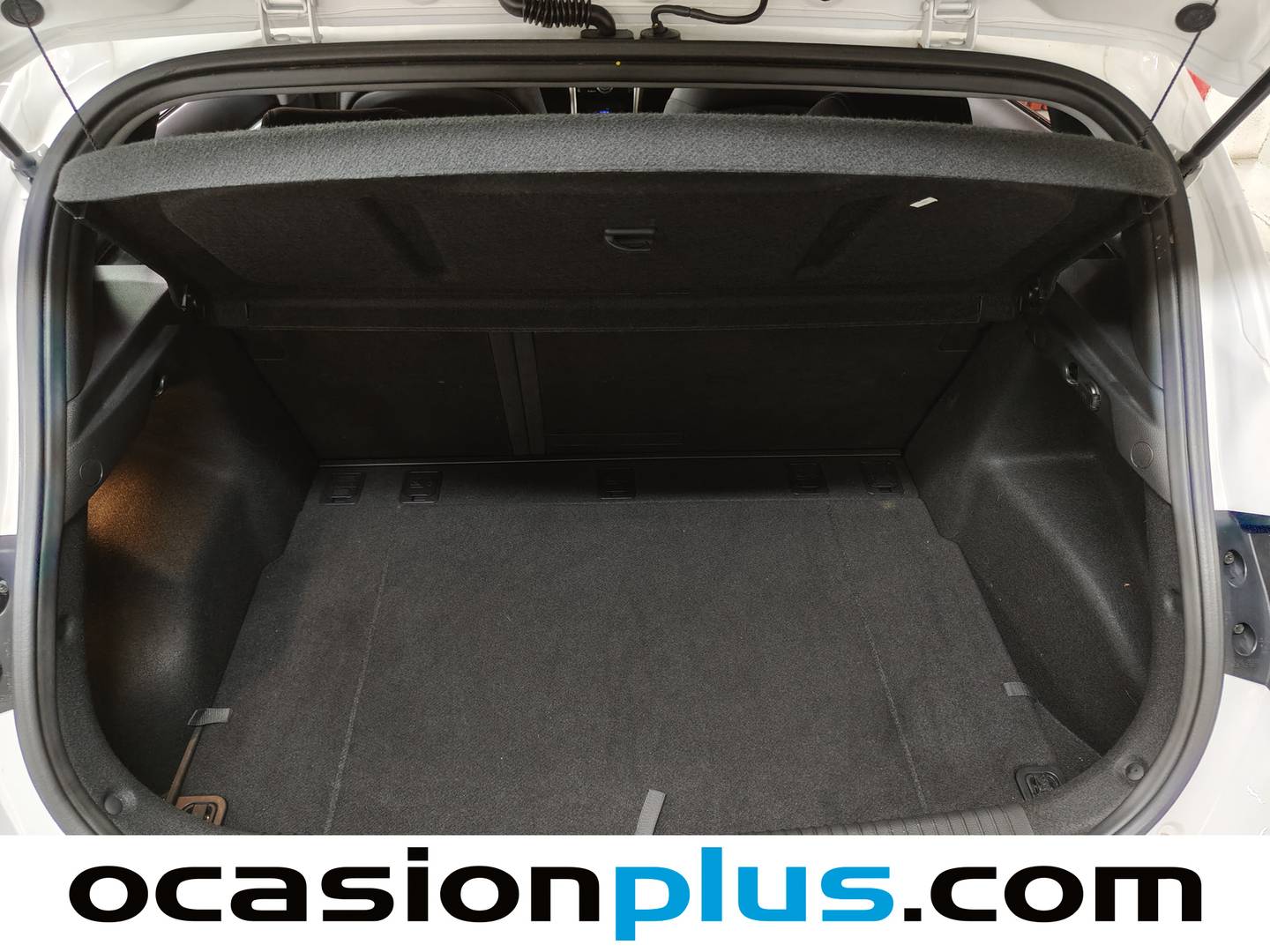 Foto Hyundai i30 Hyundai i30 1.4 MPI BlueDrive 25 Aniversario (100 CV)