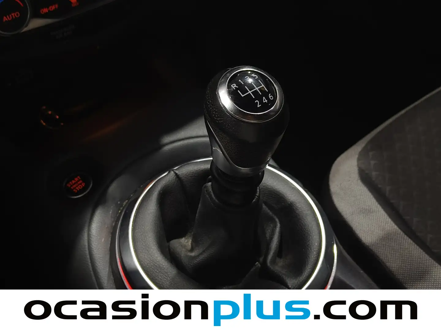 Foto Nissan JUKE Nissan Juke DIG-T N-Connecta 4x2 (117 CV)