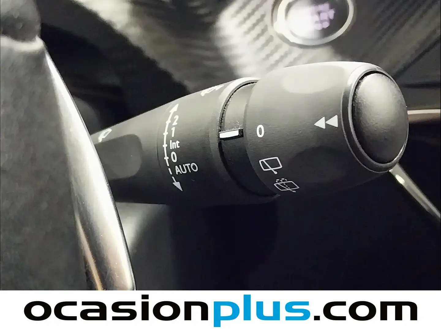 Foto Peugeot 2008 Peugeot 2008 PureTech 130 S&S Allure Pack EAT8 (130 CV)