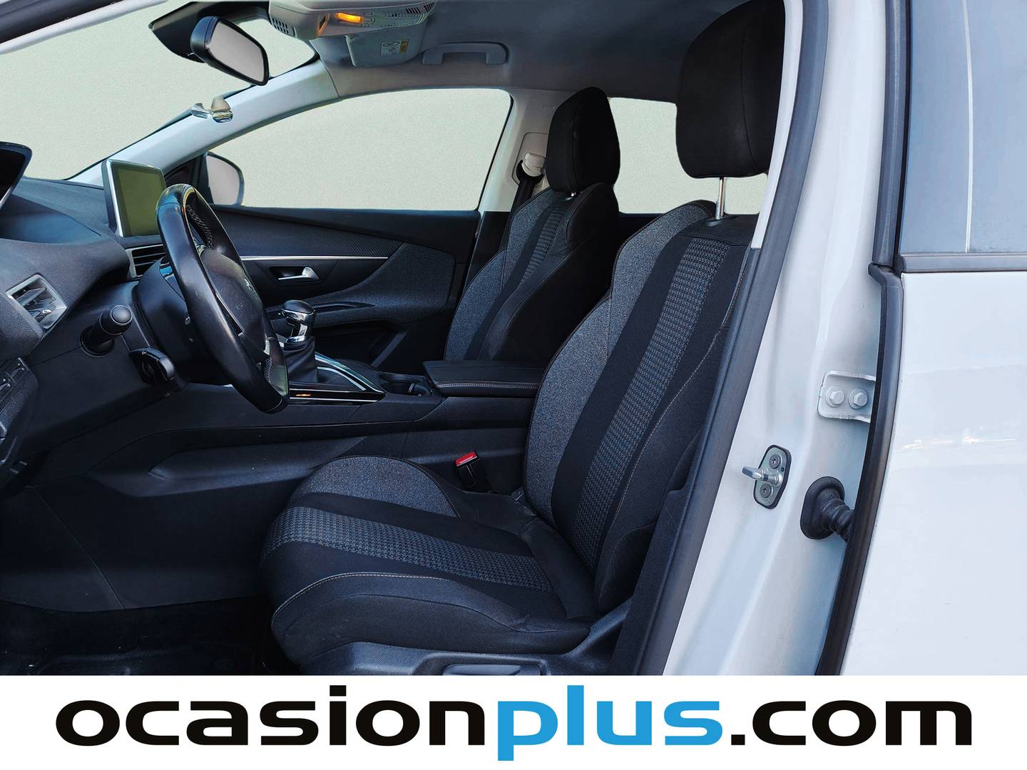 Foto asientos delanteros Peugeot 5008 Peugeot 5008 1.2L PureTech S&S Active (130 CV) 7 Plazas