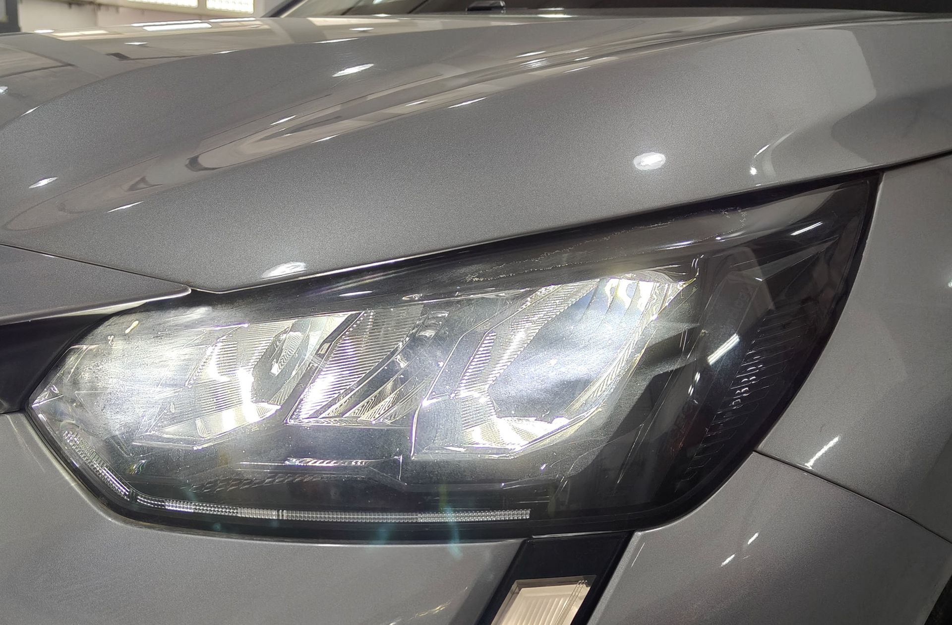 Peugeot 208 PureTech 100 Allure - foto 13