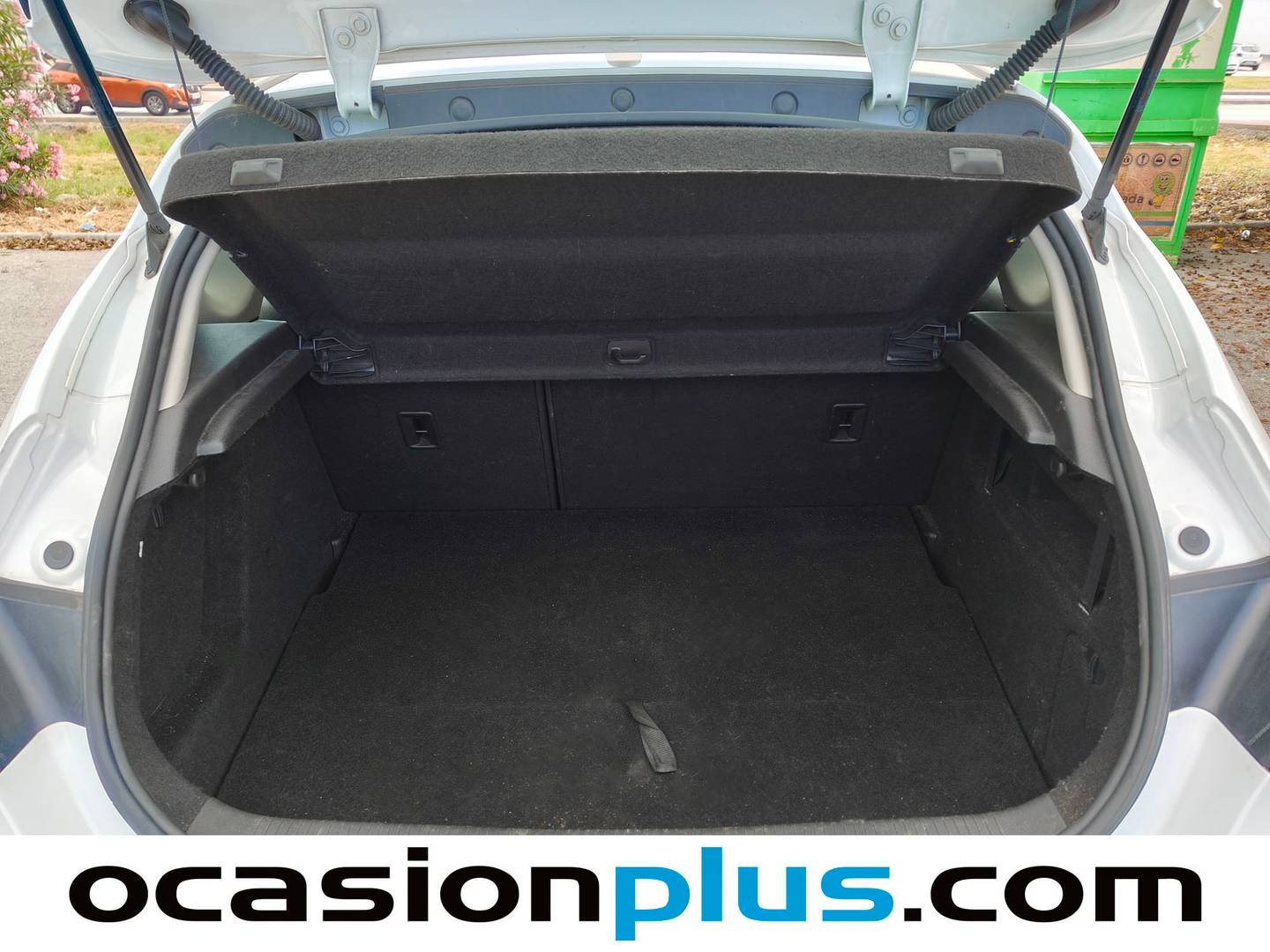 Fotos maletero Opel Astra Opel Astra 1.3 ecoFlex S/S Enjoy (95 CV)