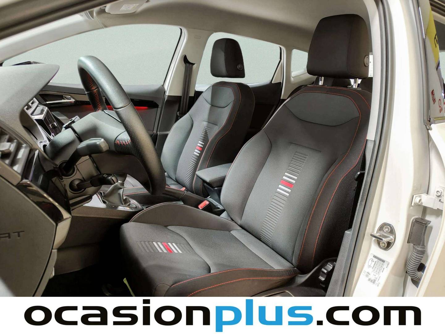 Foto asientos delanteros Seat Ibiza Seat Ibiza 1.0 EcoTSI FR (115 CV)