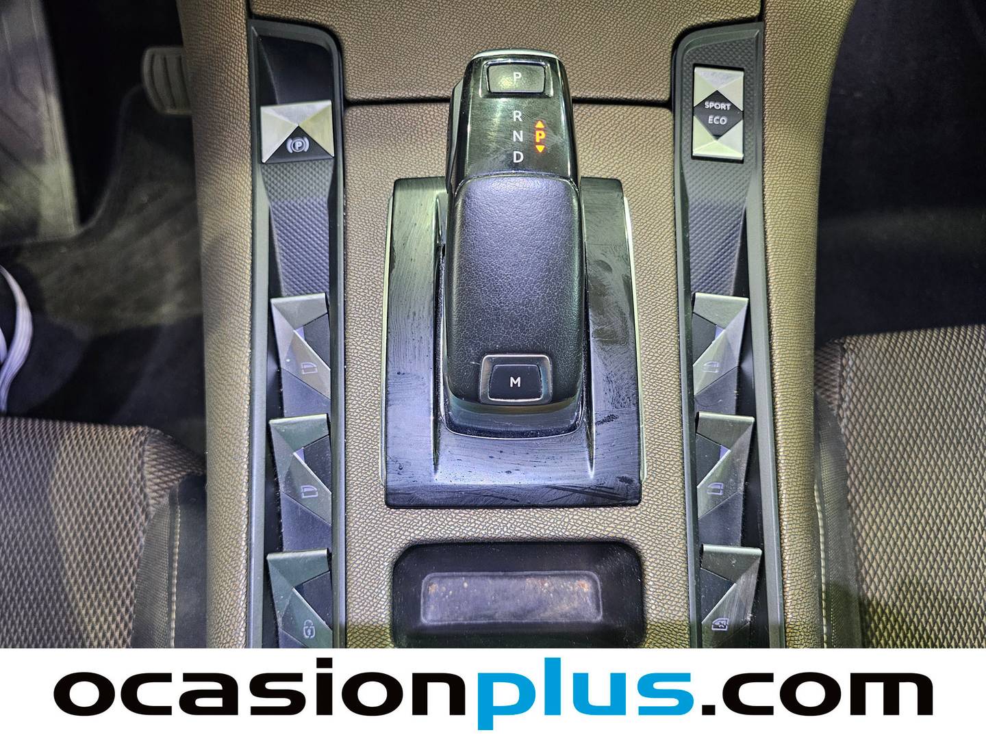 DS DS 7 Crossback DS DS7 Crossback BlueHDi 130 So Chic Auto (130 CV) de segunda mano