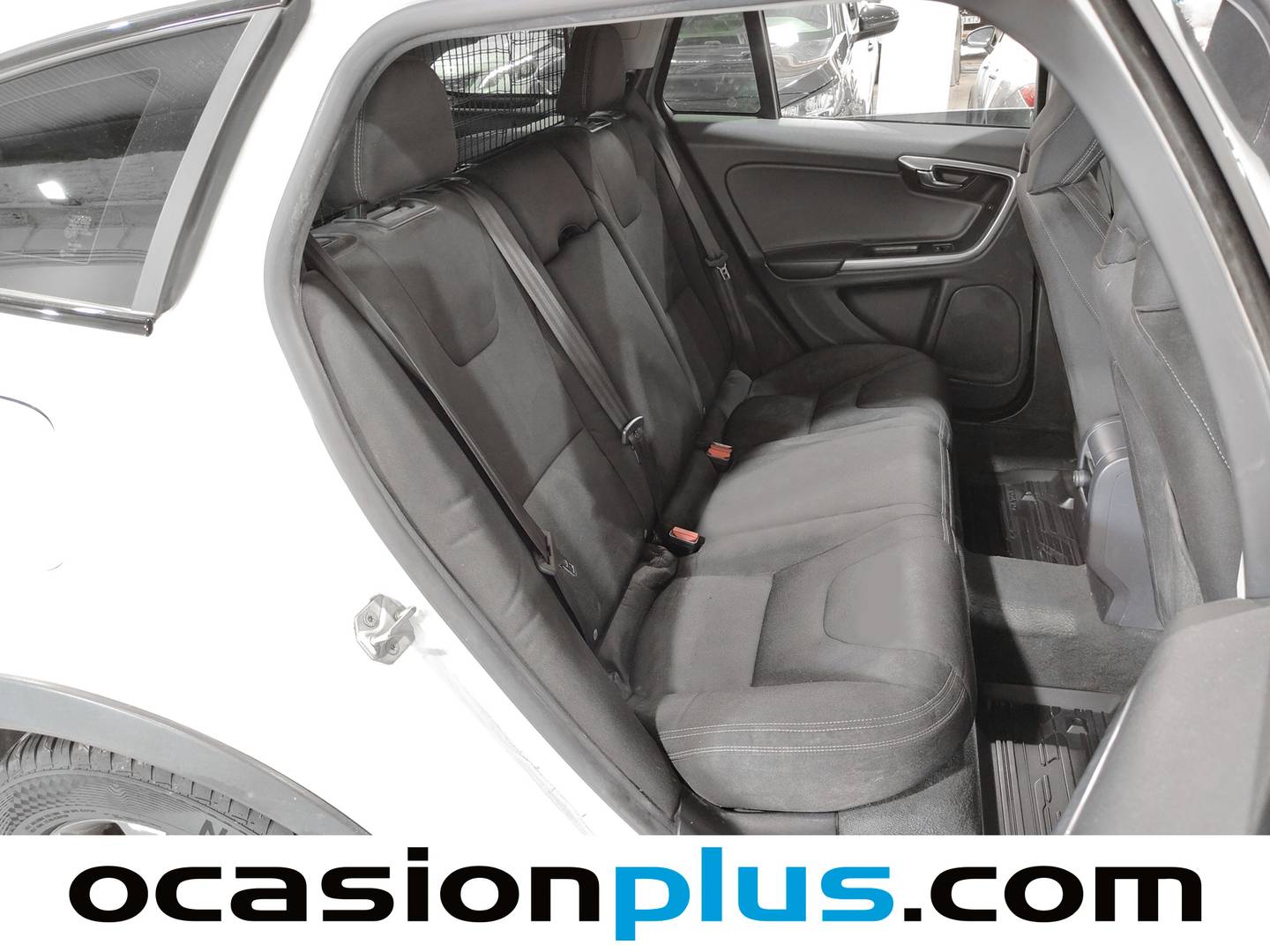 Foto Volvo V60 Cross Country Volvo V60 Cross Country D3 Kinetic (150 CV)