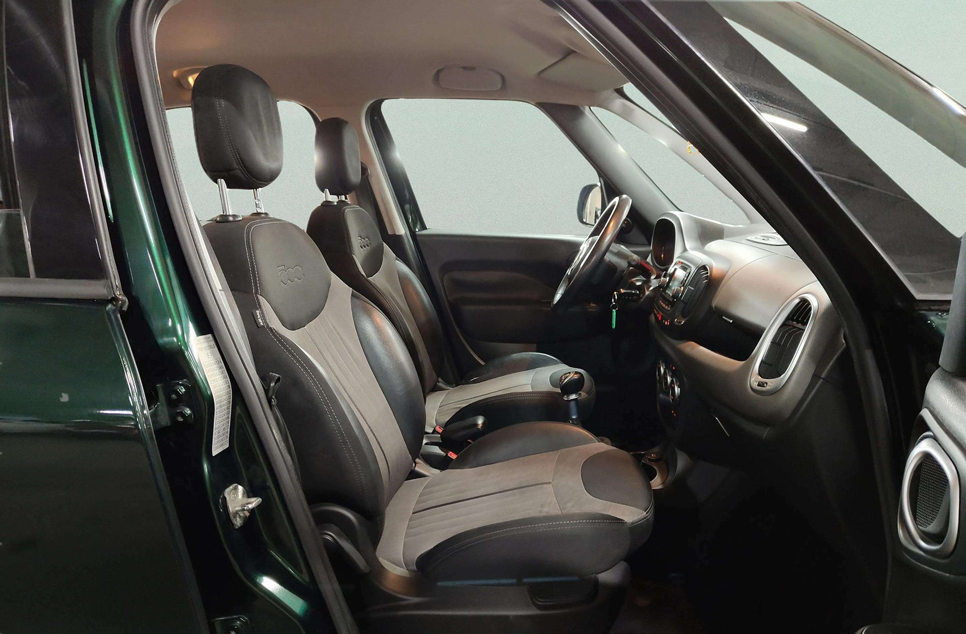 Fiat 500L 1.6 16v MultiJet II Living Lounge 7 plazas - foto 18