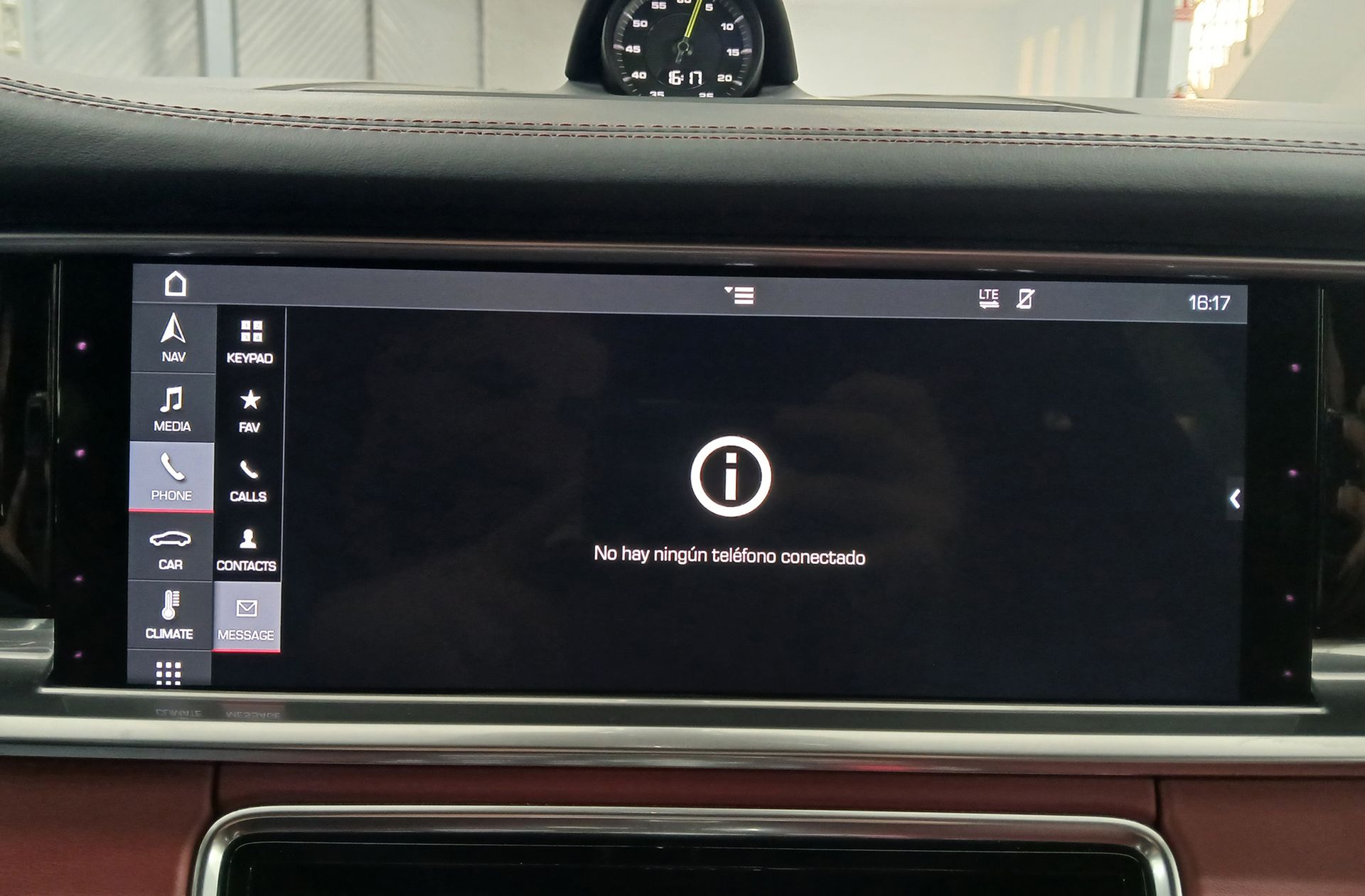 Porsche Panamera 4 E-Hybrid - foto 39